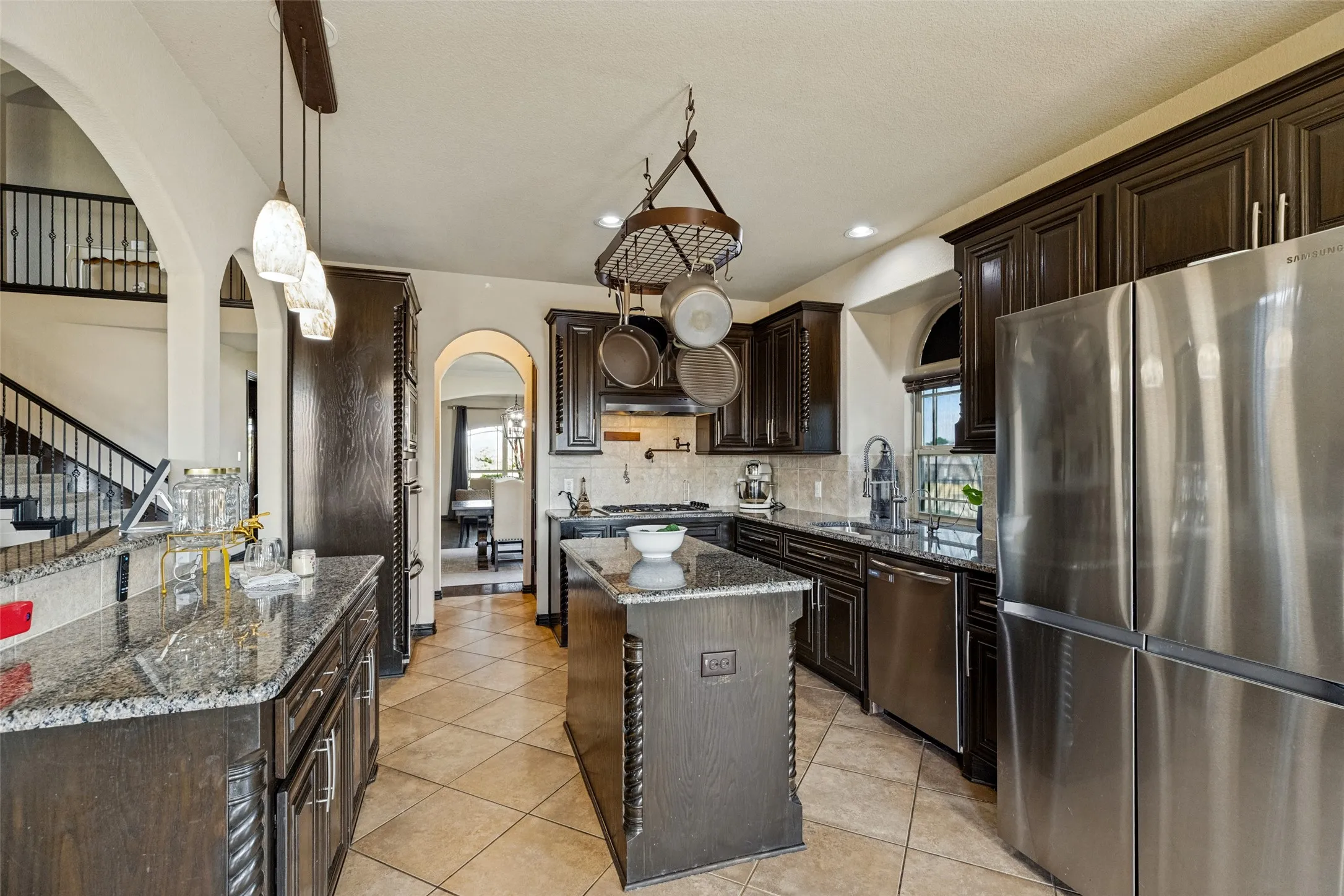 Single Family Residence For Sale in Denton County , 195 Las Colinas Trail, Cross Roads, Texas 76227, 5 Bedroom, 4 Bathroom, 3 Garage spaces, 4,237 Sqft, built in 2014, mls#21397157, Real Estate Agent in Cross Roads, Homes For Sale in Denton county, Homes For Sale in Cross Roads, Realtor in Cross Roads Texas, Real Estate Brokerage Independent Realty Texas, Luminita Cordes Realtor