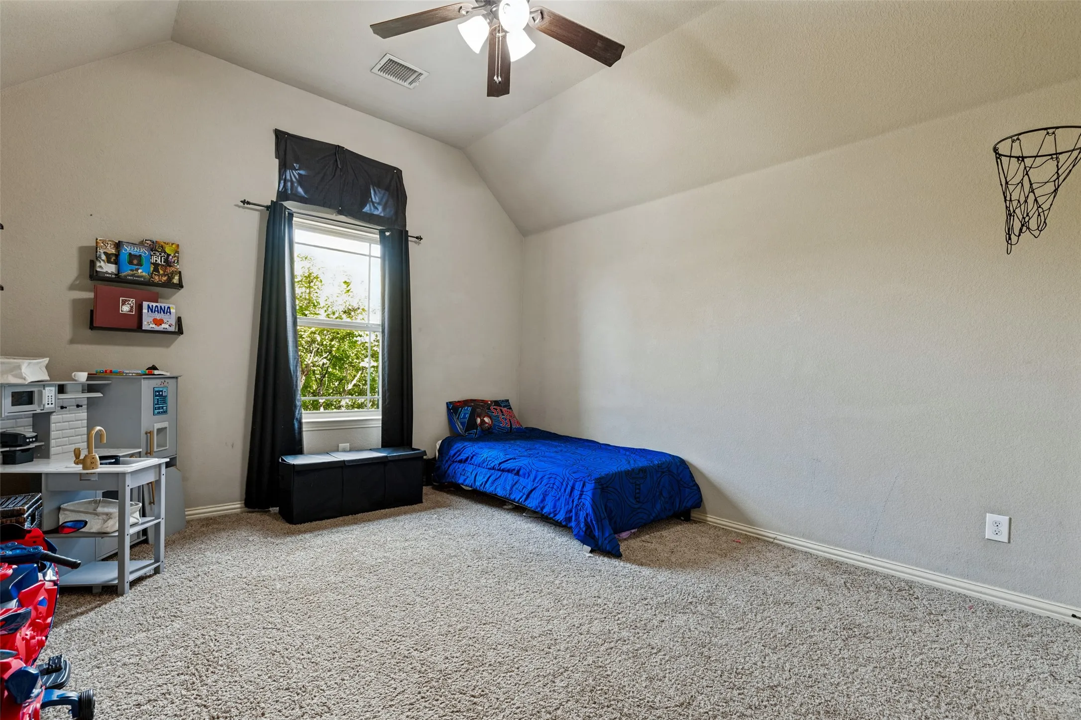 Single Family Residence For Sale in Denton County , 195 Las Colinas Trail, Cross Roads, Texas 76227, 5 Bedroom, 4 Bathroom, 3 Garage spaces, 4,237 Sqft, built in 2014, mls#21397157, Real Estate Agent in Cross Roads, Homes For Sale in Denton county, Homes For Sale in Cross Roads, Realtor in Cross Roads Texas, Real Estate Brokerage Independent Realty Texas, Luminita Cordes Realtor