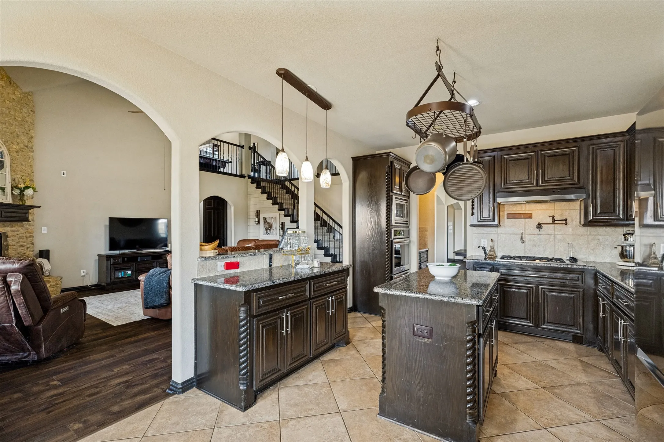 Single Family Residence For Sale in Denton County , 195 Las Colinas Trail, Cross Roads, Texas 76227, 5 Bedroom, 4 Bathroom, 3 Garage spaces, 4,237 Sqft, built in 2014, mls#21397157, Real Estate Agent in Cross Roads, Homes For Sale in Denton county, Homes For Sale in Cross Roads, Realtor in Cross Roads Texas, Real Estate Brokerage Independent Realty Texas, Luminita Cordes Realtor