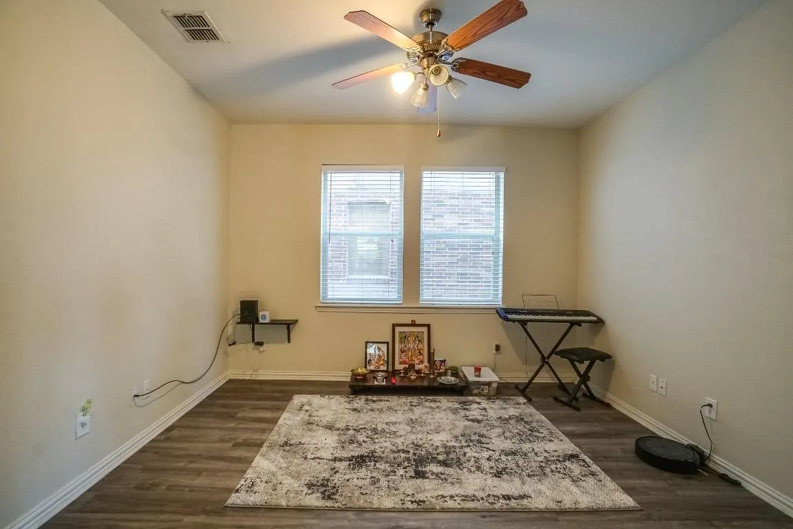 Single Family Residence For Rent in Collin County , 7721 Glenwood Springs Lane, Mc Kinney, Texas 75070, 3 Bedroom, 3 Bathroom, 2 Garage spaces, 3,629 Sqft, built in 2006, mls#21397219, Real Estate Agent in Mc Kinney, Homes For Rent in Collin county, Homes For Rent in Mc Kinney, Realtor in Mc Kinney Texas, Real Estate Brokerage Independent Realty Texas, Luminita Cordes Realtor