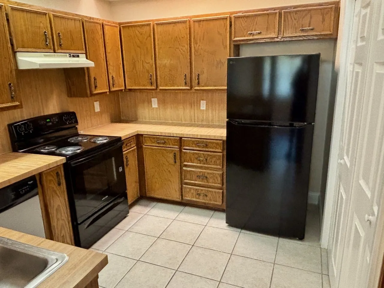 Duplex For Rent in Denton County , 534 Prairie Dell Street, Lewisville, Texas 75067, 2 Bedroom, 1 Bathroom, Garage spaces, 1,127 Sqft, built in 1983, mls#21397010, Real Estate Agent in Lewisville, Homes For Rent in Denton county, Homes For Rent in Lewisville, Realtor in Lewisville Texas, Real Estate Brokerage Independent Realty Texas, Luminita Cordes Realtor