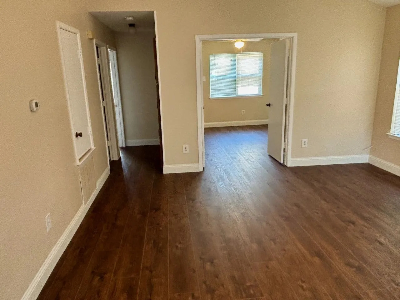 Duplex For Rent in Denton County , 534 Prairie Dell Street, Lewisville, Texas 75067, 2 Bedroom, 1 Bathroom, Garage spaces, 1,127 Sqft, built in 1983, mls#21397010, Real Estate Agent in Lewisville, Homes For Rent in Denton county, Homes For Rent in Lewisville, Realtor in Lewisville Texas, Real Estate Brokerage Independent Realty Texas, Luminita Cordes Realtor