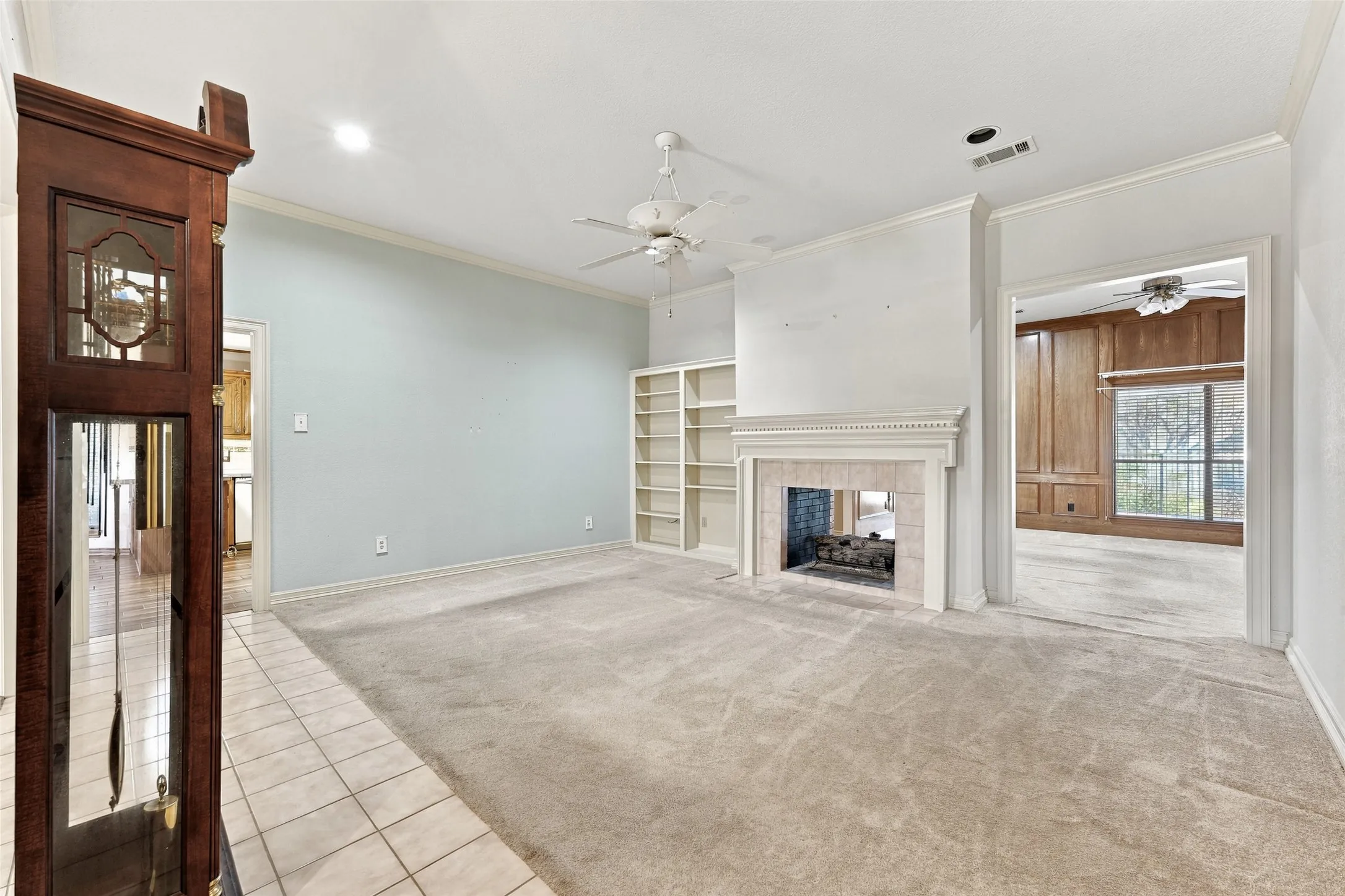 Single Family Residence For Sale in Dallas County , 1525 Nettleton Drive, De Soto, Texas 75115, 3 Bedroom, 3 Bathroom, 2 Garage spaces, 2,336 Sqft, built in 1987, mls#21396947, Real Estate Agent in De Soto, Homes For Sale in Dallas county, Homes For Sale in De Soto, Realtor in De Soto Texas, Real Estate Brokerage Independent Realty Texas, Luminita Cordes Realtor