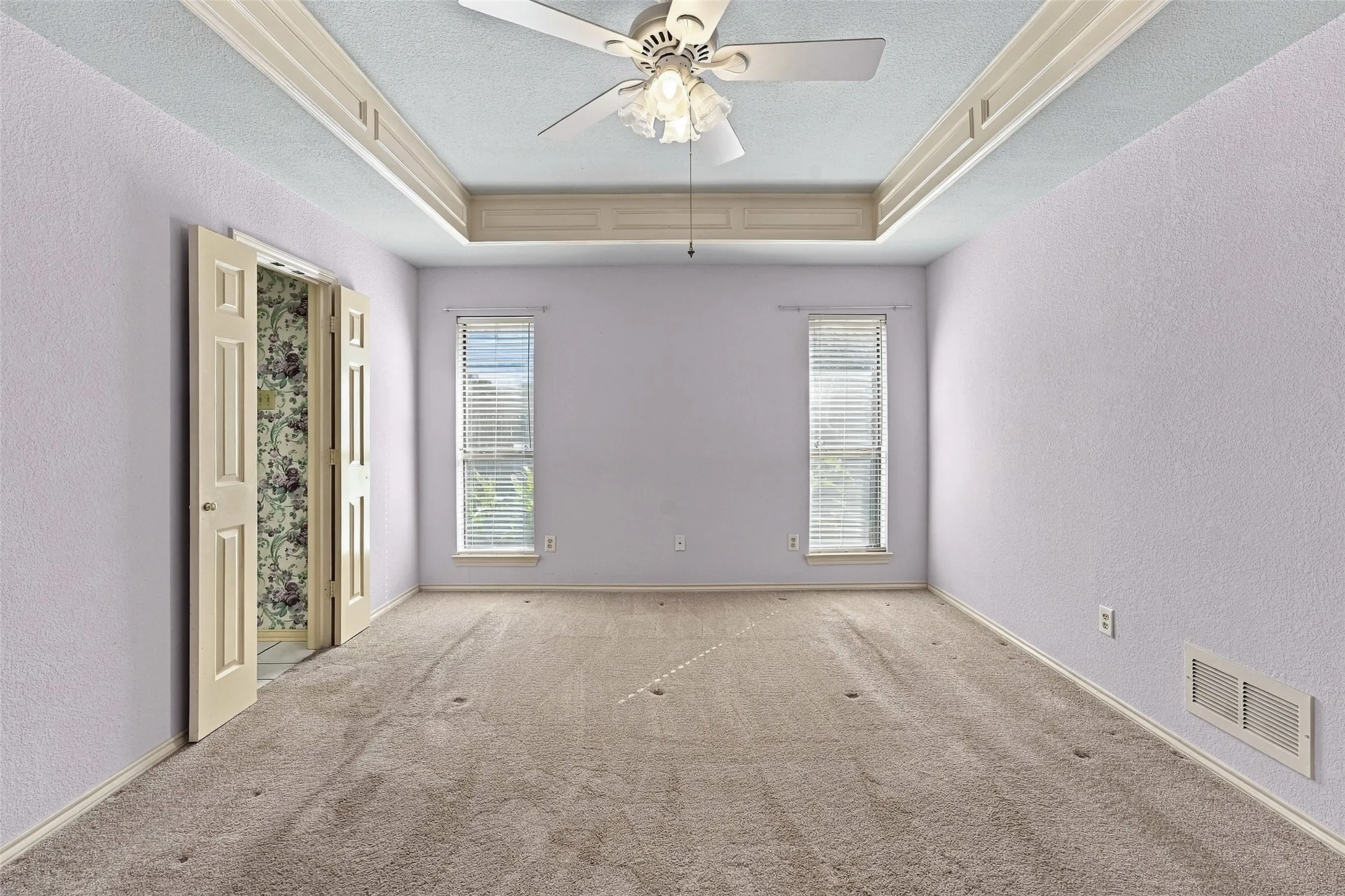 Single Family Residence For Sale in Dallas County , 1525 Nettleton Drive, De Soto, Texas 75115, 3 Bedroom, 3 Bathroom, 2 Garage spaces, 2,336 Sqft, built in 1987, mls#21396947, Real Estate Agent in De Soto, Homes For Sale in Dallas county, Homes For Sale in De Soto, Realtor in De Soto Texas, Real Estate Brokerage Independent Realty Texas, Luminita Cordes Realtor