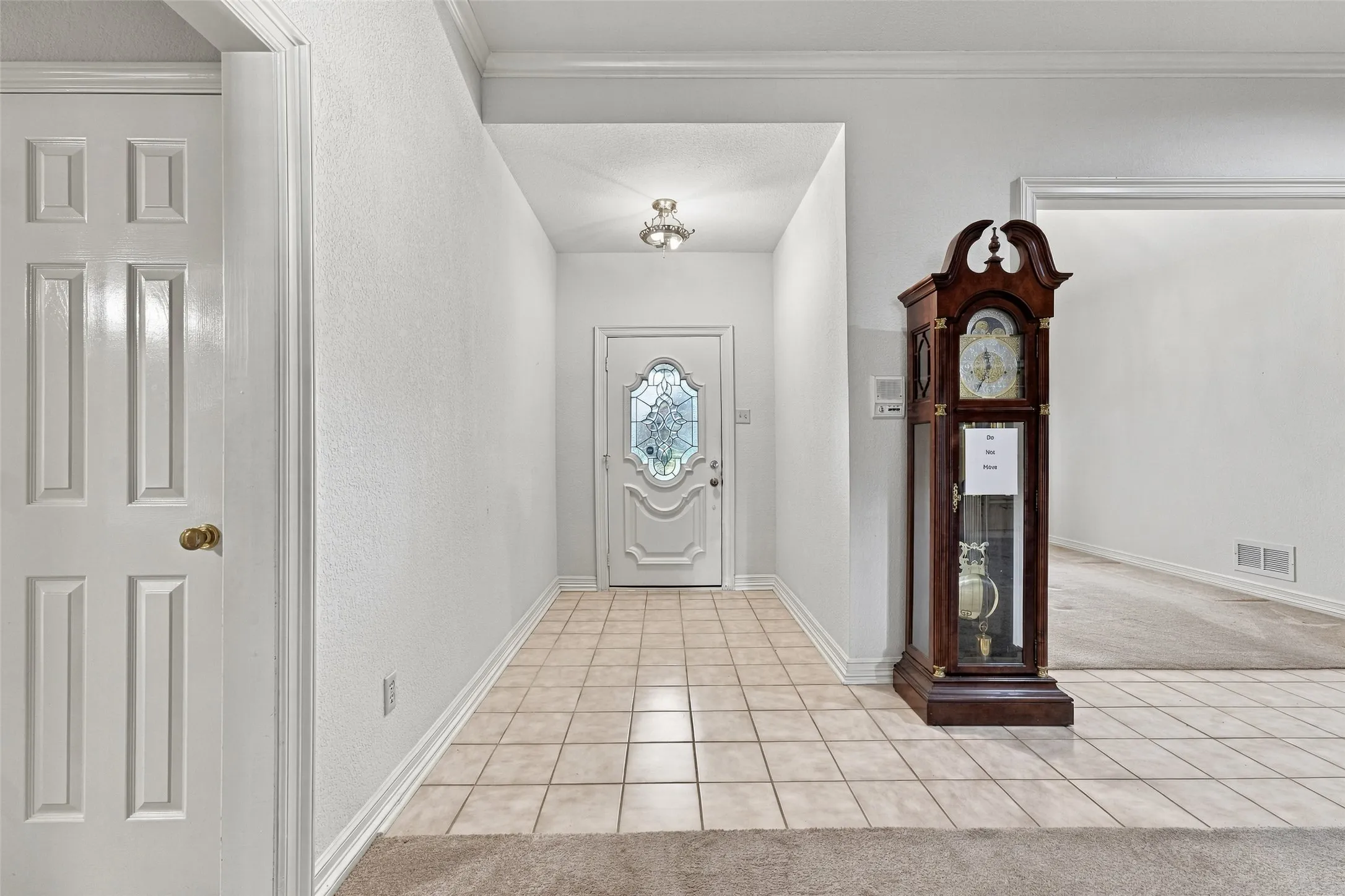 Single Family Residence For Sale in Dallas County , 1525 Nettleton Drive, De Soto, Texas 75115, 3 Bedroom, 3 Bathroom, 2 Garage spaces, 2,336 Sqft, built in 1987, mls#21396947, Real Estate Agent in De Soto, Homes For Sale in Dallas county, Homes For Sale in De Soto, Realtor in De Soto Texas, Real Estate Brokerage Independent Realty Texas, Luminita Cordes Realtor