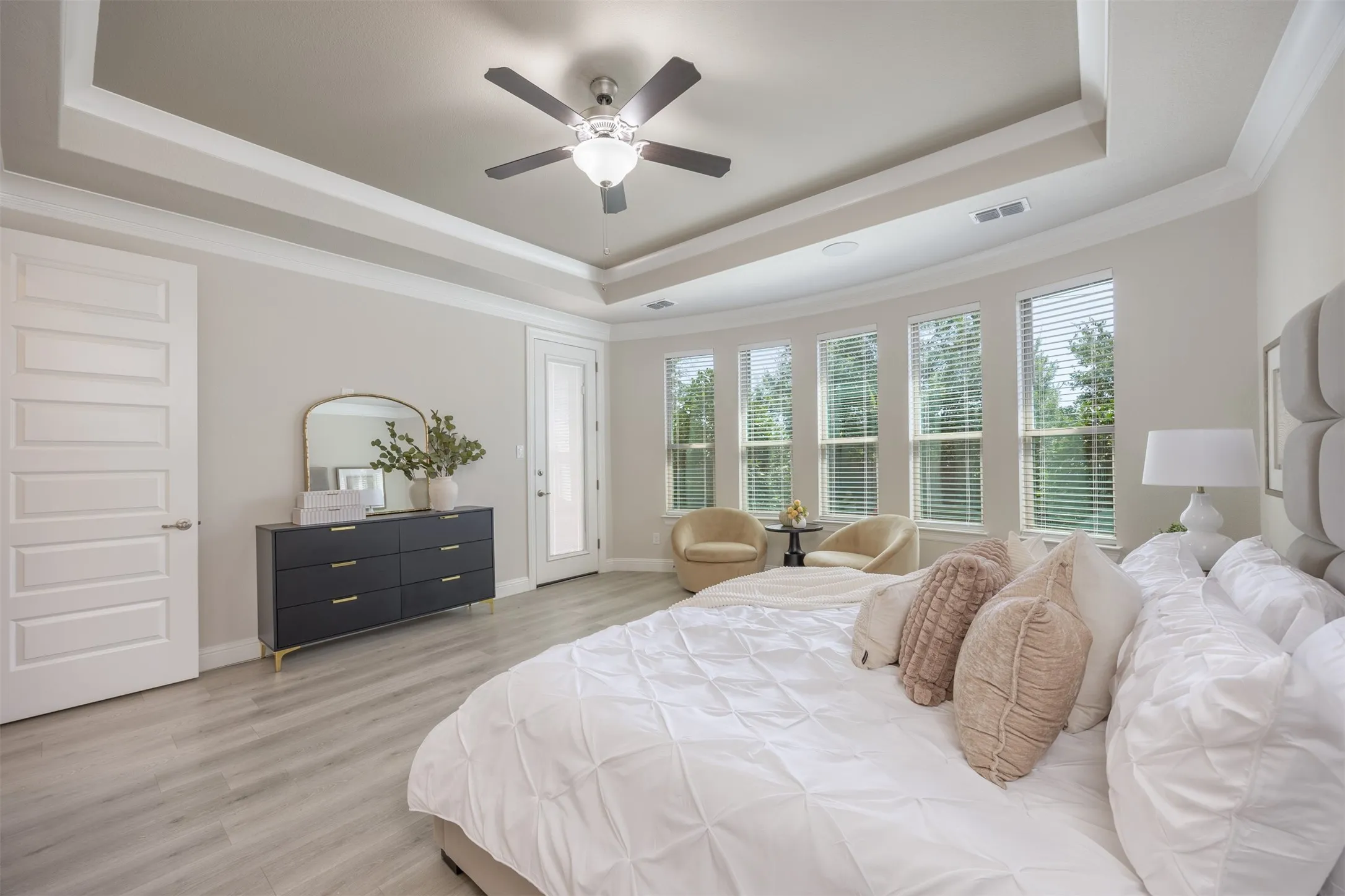 Single Family Residence For Rent in Denton County , 15688 Tea Tree Road, Frisco, Texas 75033, 5 Bedroom, 4 Bathroom, 2 Garage spaces, 3,470 Sqft, built in 2020, mls#21397225, Real Estate Agent in Frisco, Homes For Rent in Denton county, Homes For Rent in Frisco, Realtor in Frisco Texas, Real Estate Brokerage Independent Realty Texas, Luminita Cordes Realtor
