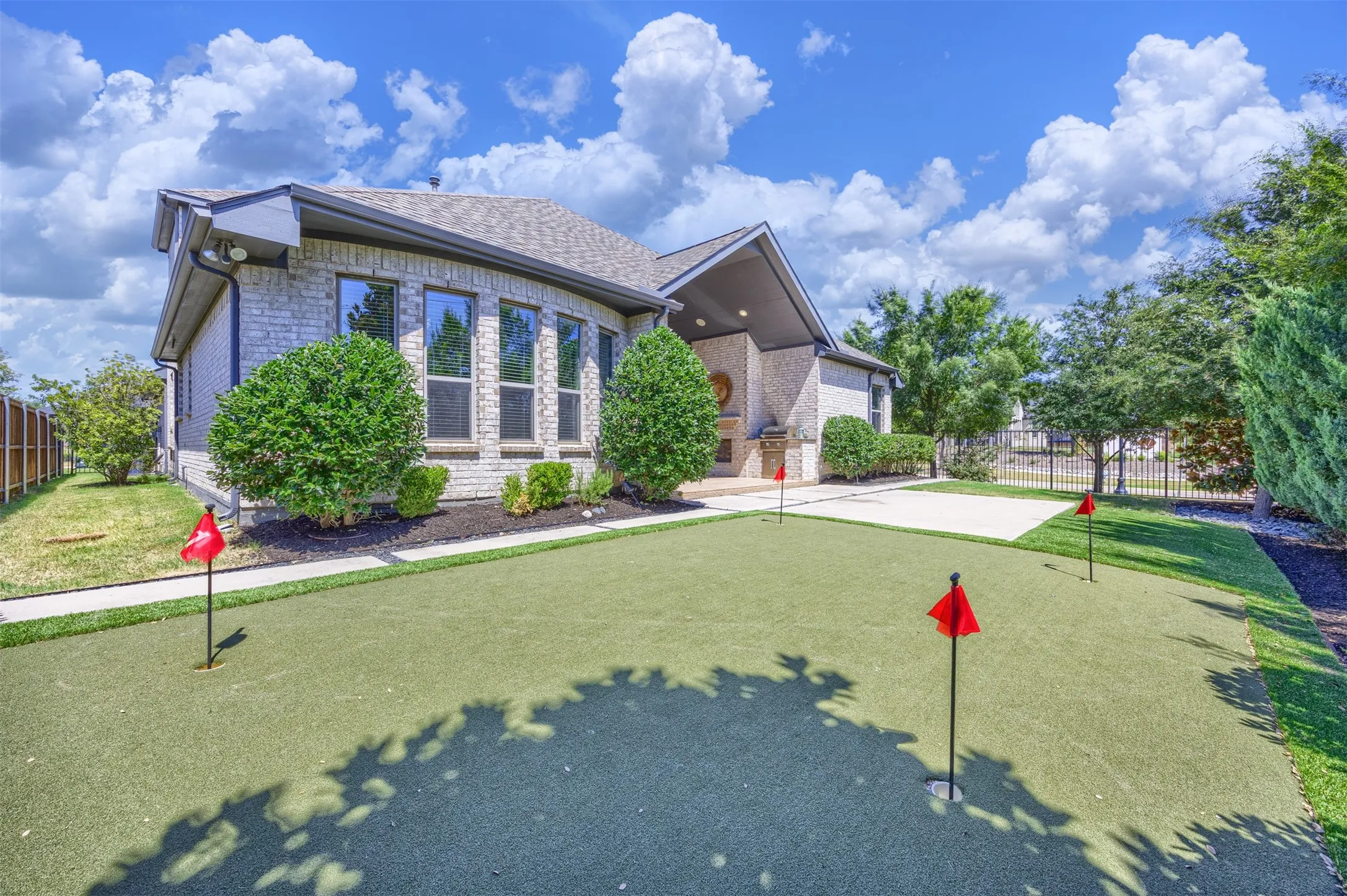 Single Family Residence For Rent in Denton County , 15688 Tea Tree Road, Frisco, Texas 75033, 5 Bedroom, 4 Bathroom, 2 Garage spaces, 3,470 Sqft, built in 2020, mls#21397225, Real Estate Agent in Frisco, Homes For Rent in Denton county, Homes For Rent in Frisco, Realtor in Frisco Texas, Real Estate Brokerage Independent Realty Texas, Luminita Cordes Realtor
