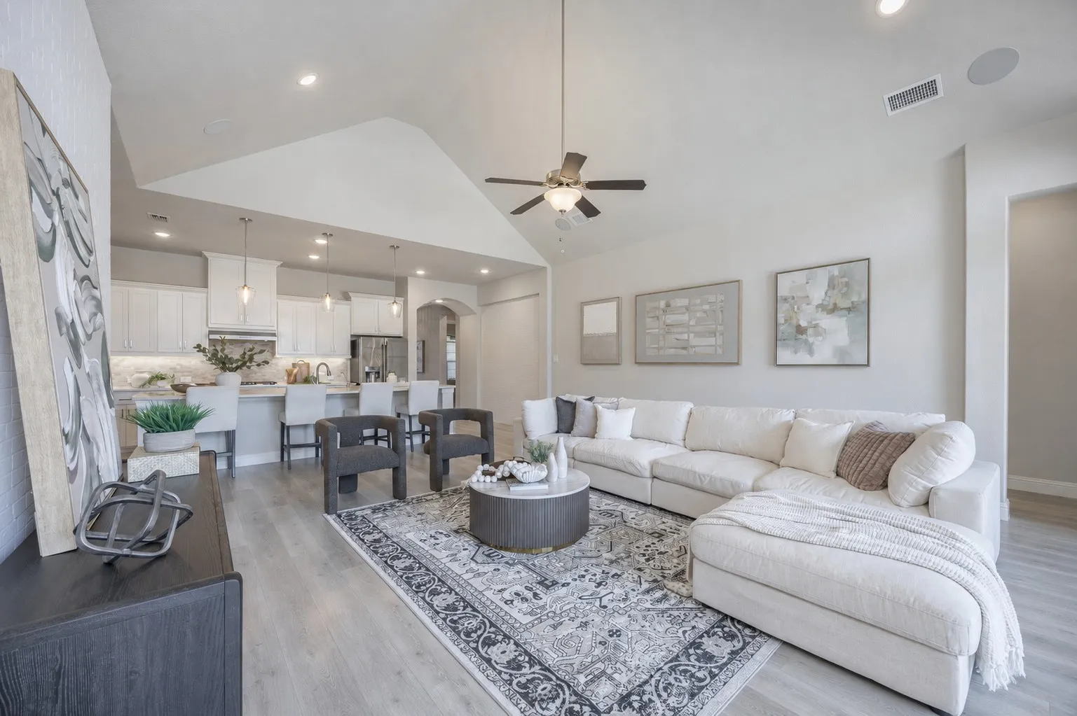 Single Family Residence For Rent in Denton County , 15688 Tea Tree Road, Frisco, Texas 75033, 5 Bedroom, 4 Bathroom, 2 Garage spaces, 3,470 Sqft, built in 2020, mls#21397225, Real Estate Agent in Frisco, Homes For Rent in Denton county, Homes For Rent in Frisco, Realtor in Frisco Texas, Real Estate Brokerage Independent Realty Texas, Luminita Cordes Realtor