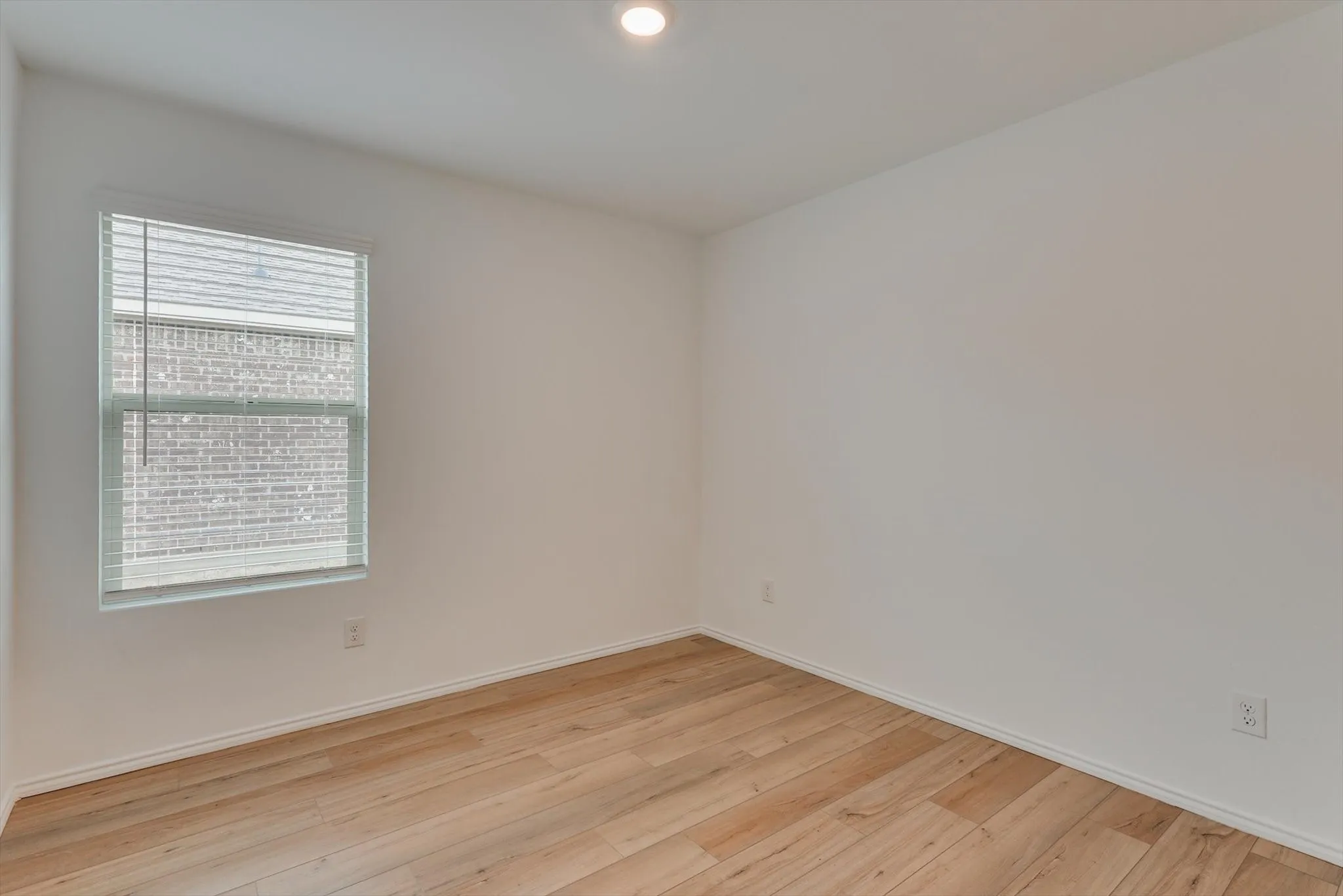 Single Family Residence For Rent in Collin County , 409 Laurenbrooke Drive, Anna, Texas 75409, 3 Bedroom, 2 Bathroom, 2 Garage spaces, 1,302 Sqft, built in 2021, mls#21397227, Real Estate Agent in Anna, Homes For Rent in Collin county, Homes For Rent in Anna, Realtor in Anna Texas, Real Estate Brokerage Independent Realty Texas, Luminita Cordes Realtor