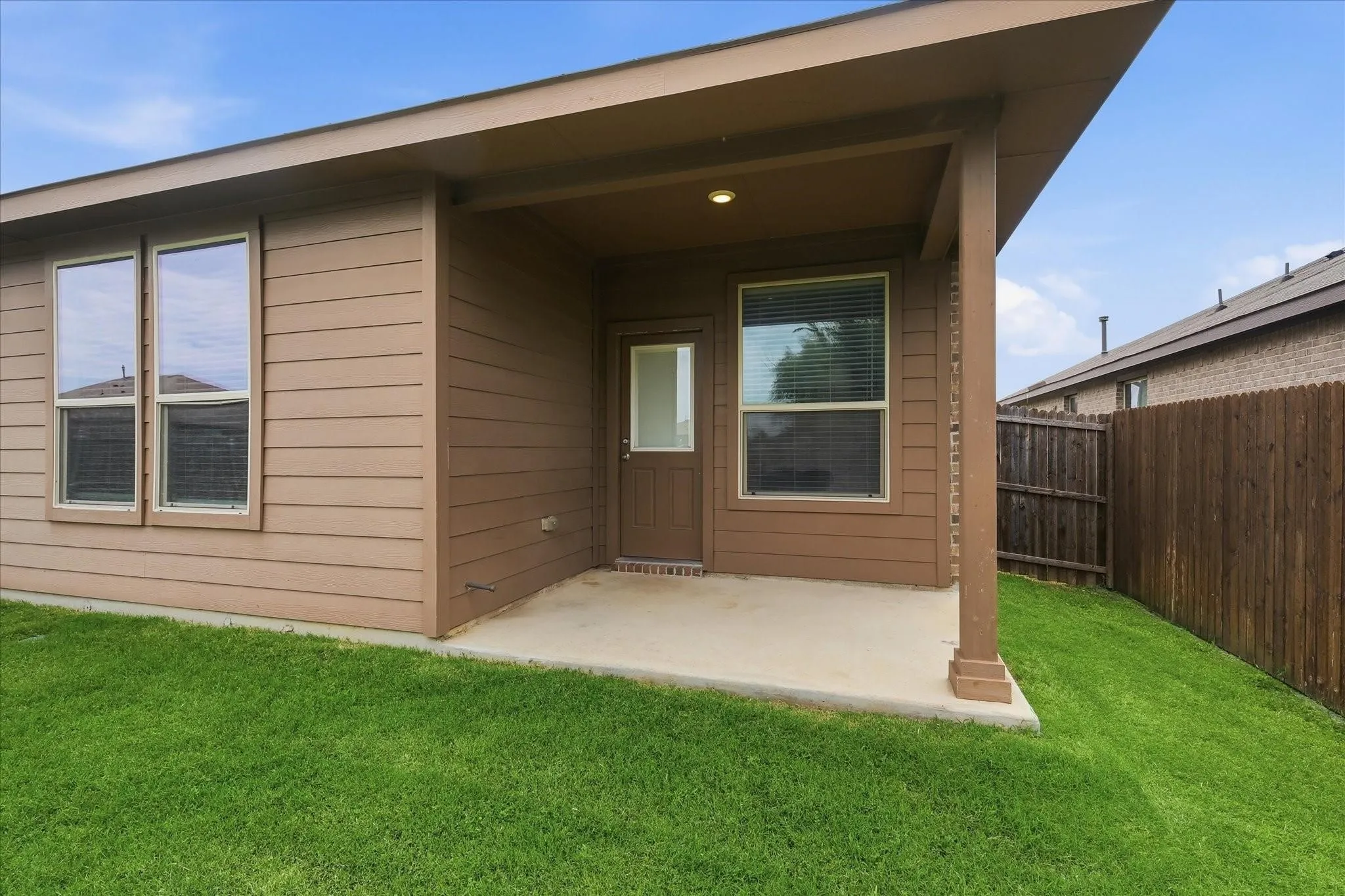 Single Family Residence For Sale in Denton County , 4312 Lost Creek Road, Denton, Texas 76210, 4 Bedroom, 2 Bathroom, 2 Garage spaces, 2,010 Sqft, built in 2019, mls#21395077, Real Estate Agent in Denton, Homes For Sale in Denton county, Homes For Sale in Denton, Realtor in Denton Texas, Real Estate Brokerage Independent Realty Texas, Luminita Cordes Realtor