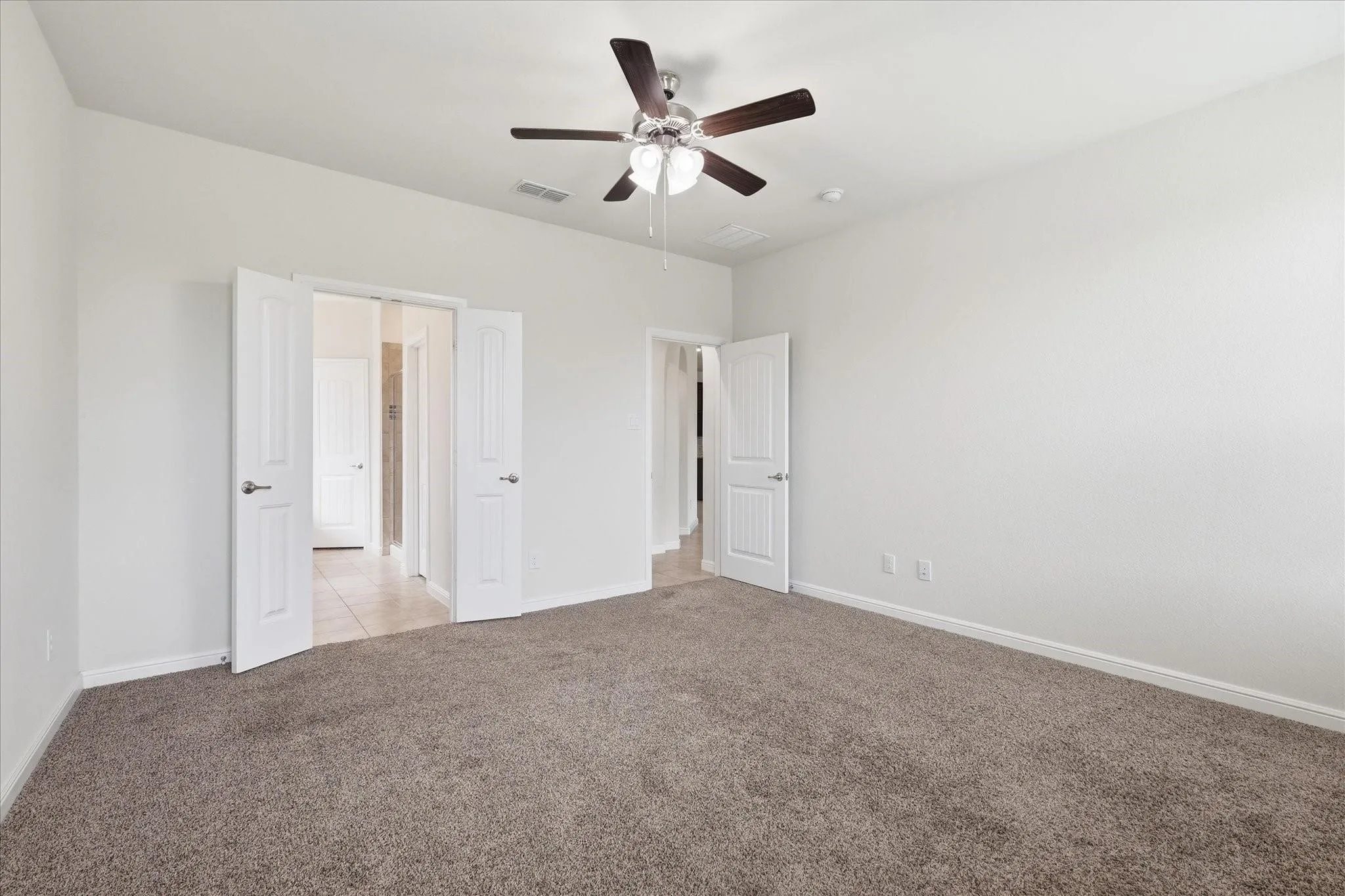 Single Family Residence For Sale in Denton County , 4312 Lost Creek Road, Denton, Texas 76210, 4 Bedroom, 2 Bathroom, 2 Garage spaces, 2,010 Sqft, built in 2019, mls#21395077, Real Estate Agent in Denton, Homes For Sale in Denton county, Homes For Sale in Denton, Realtor in Denton Texas, Real Estate Brokerage Independent Realty Texas, Luminita Cordes Realtor