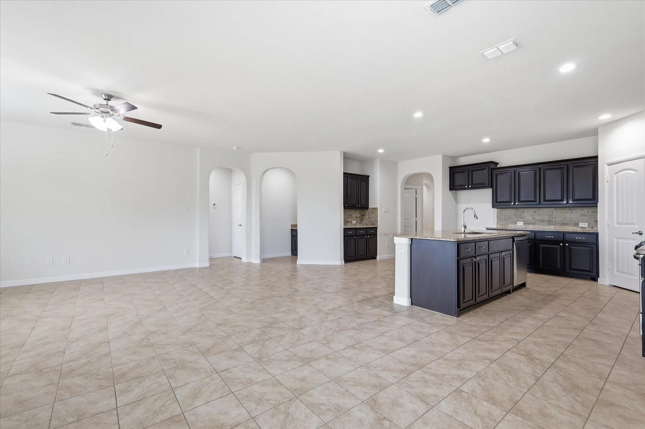 Single Family Residence For Sale in Denton County , 4312 Lost Creek Road, Denton, Texas 76210, 4 Bedroom, 2 Bathroom, 2 Garage spaces, 2,010 Sqft, built in 2019, mls#21395077, Real Estate Agent in Denton, Homes For Sale in Denton county, Homes For Sale in Denton, Realtor in Denton Texas, Real Estate Brokerage Independent Realty Texas, Luminita Cordes Realtor