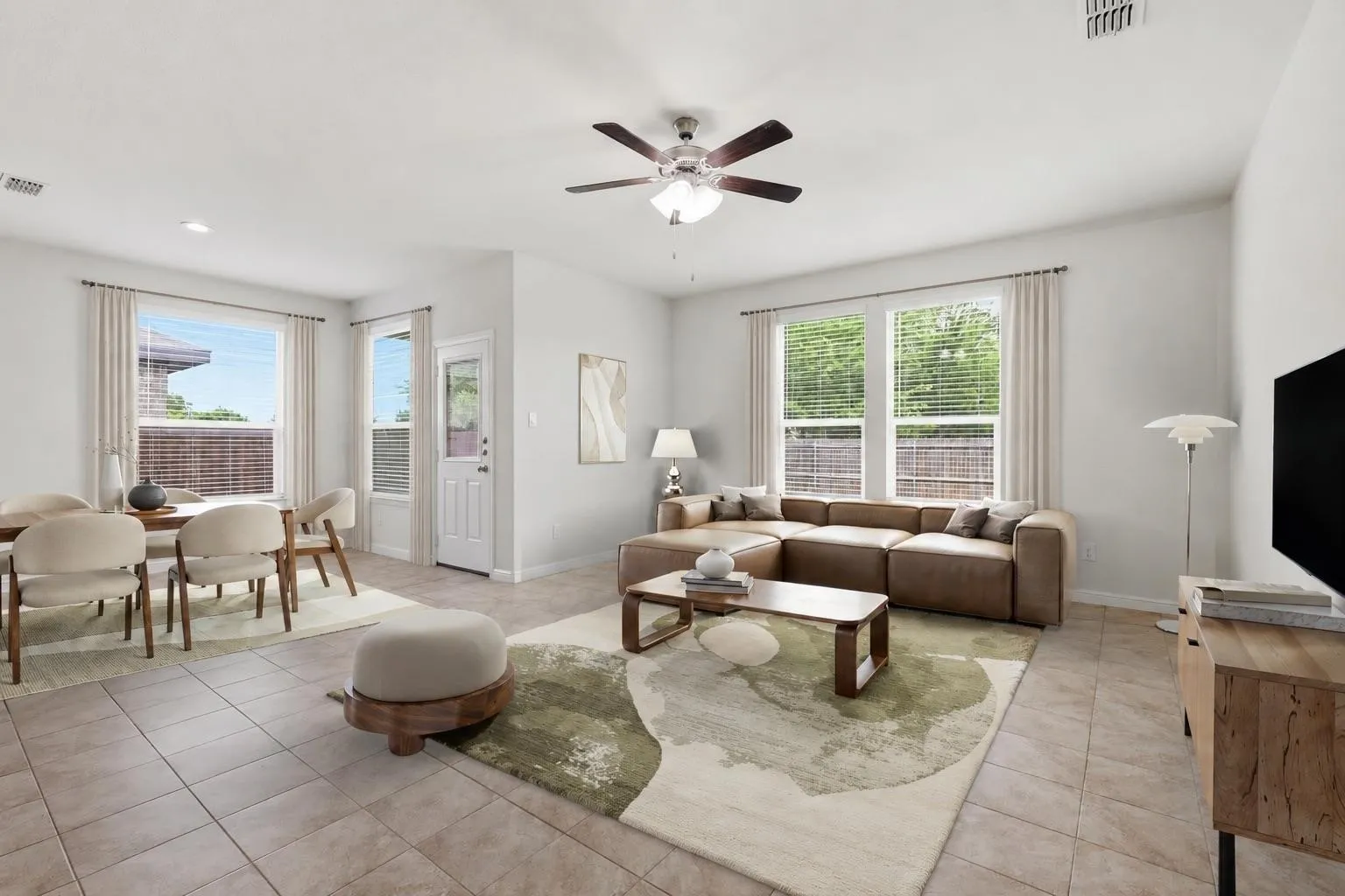 Single Family Residence For Sale in Denton County , 4312 Lost Creek Road, Denton, Texas 76210, 4 Bedroom, 2 Bathroom, 2 Garage spaces, 2,010 Sqft, built in 2019, mls#21395077, Real Estate Agent in Denton, Homes For Sale in Denton county, Homes For Sale in Denton, Realtor in Denton Texas, Real Estate Brokerage Independent Realty Texas, Luminita Cordes Realtor