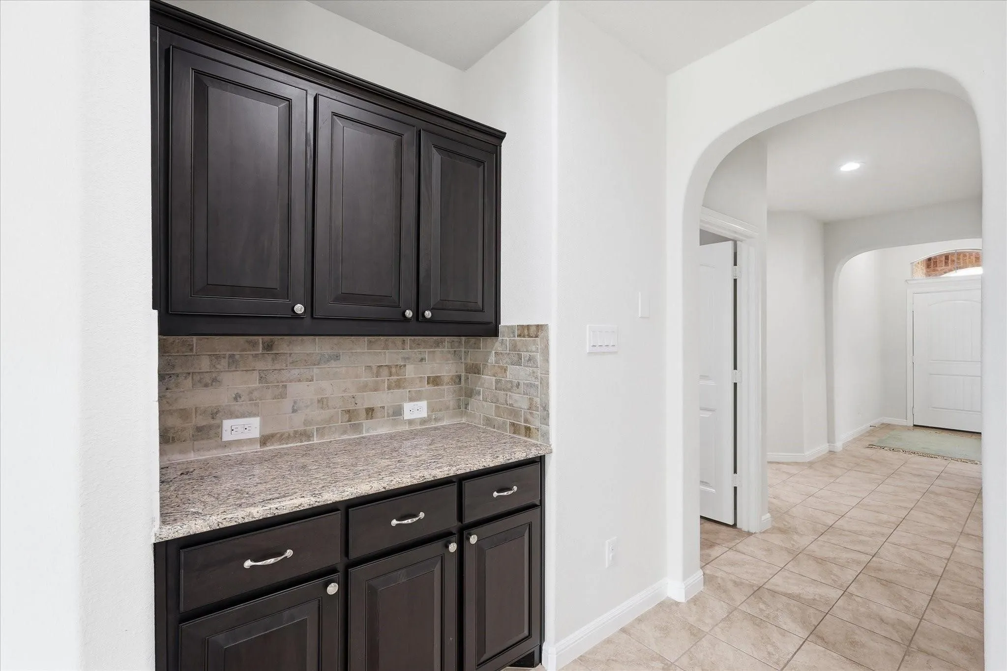 Single Family Residence For Sale in Denton County , 4312 Lost Creek Road, Denton, Texas 76210, 4 Bedroom, 2 Bathroom, 2 Garage spaces, 2,010 Sqft, built in 2019, mls#21395077, Real Estate Agent in Denton, Homes For Sale in Denton county, Homes For Sale in Denton, Realtor in Denton Texas, Real Estate Brokerage Independent Realty Texas, Luminita Cordes Realtor