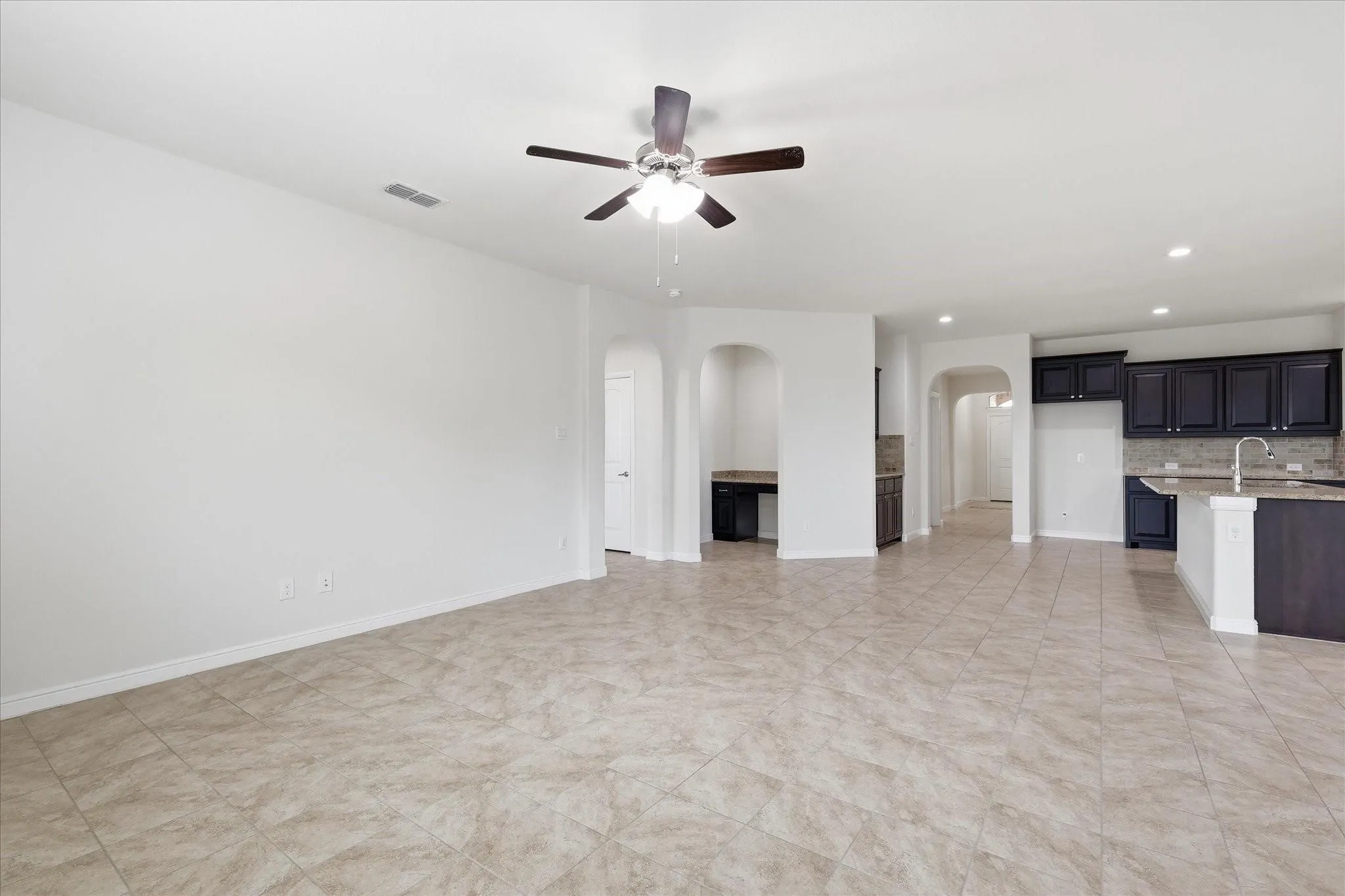 Single Family Residence For Sale in Denton County , 4312 Lost Creek Road, Denton, Texas 76210, 4 Bedroom, 2 Bathroom, 2 Garage spaces, 2,010 Sqft, built in 2019, mls#21395077, Real Estate Agent in Denton, Homes For Sale in Denton county, Homes For Sale in Denton, Realtor in Denton Texas, Real Estate Brokerage Independent Realty Texas, Luminita Cordes Realtor