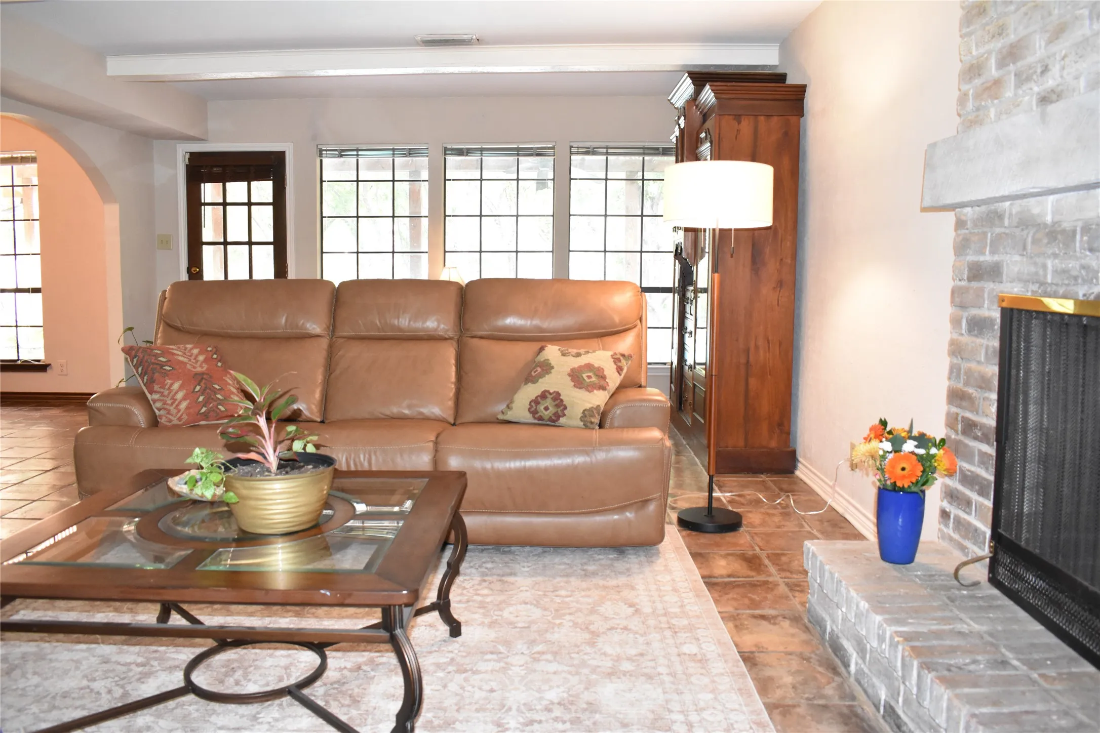 Single Family Residence For Sale in Collin County , 3003 Creekbend Drive, Plano, Texas 75075, 4 Bedroom, 3 Bathroom, 2 Garage spaces, 2,590 Sqft, built in 1973, mls#21397232, Real Estate Agent in Plano, Homes For Sale in Collin county, Homes For Sale in Plano, Realtor in Plano Texas, Real Estate Brokerage Independent Realty Texas, Luminita Cordes Realtor