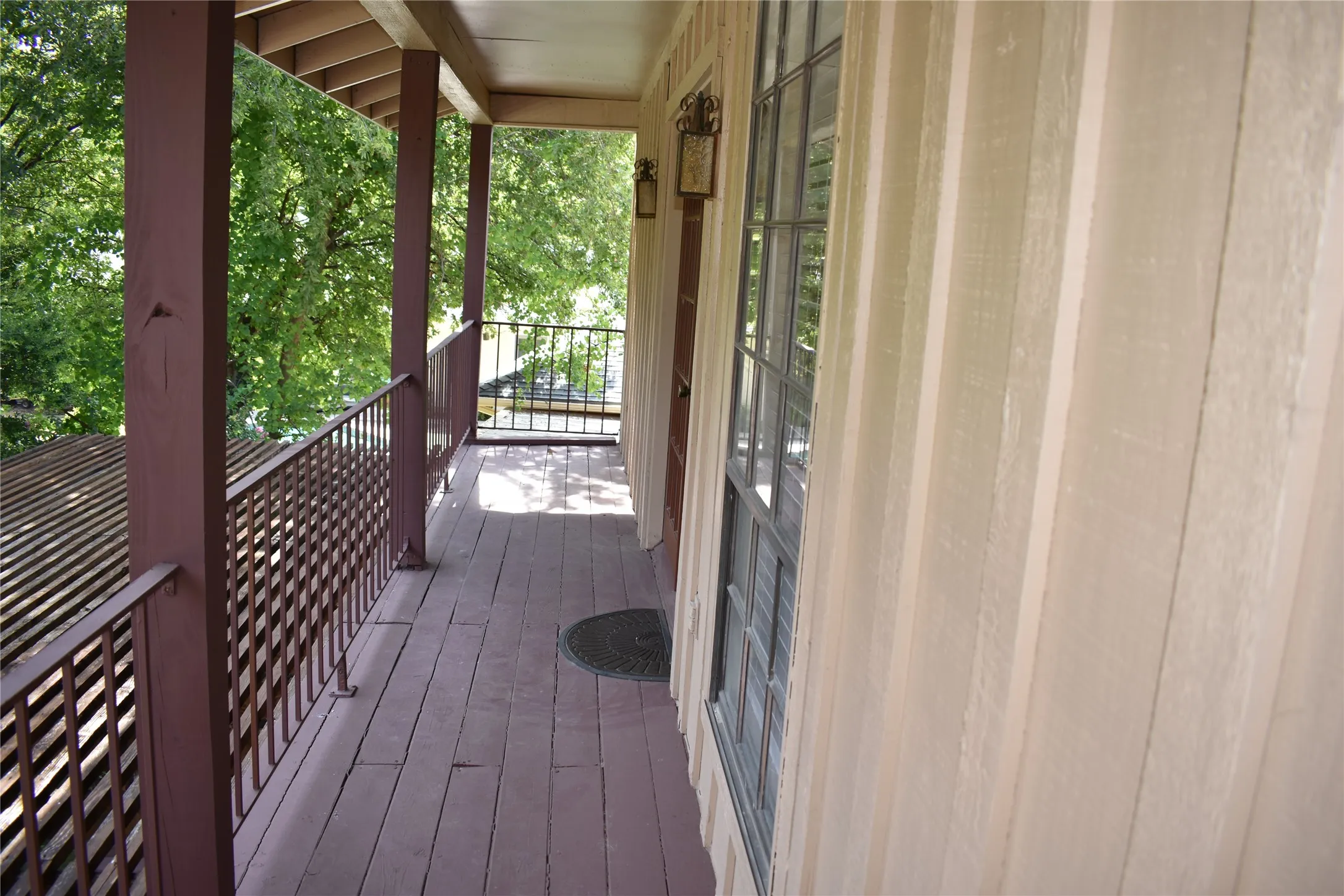 Single Family Residence For Sale in Collin County , 3003 Creekbend Drive, Plano, Texas 75075, 4 Bedroom, 3 Bathroom, 2 Garage spaces, 2,590 Sqft, built in 1973, mls#21397232, Real Estate Agent in Plano, Homes For Sale in Collin county, Homes For Sale in Plano, Realtor in Plano Texas, Real Estate Brokerage Independent Realty Texas, Luminita Cordes Realtor
