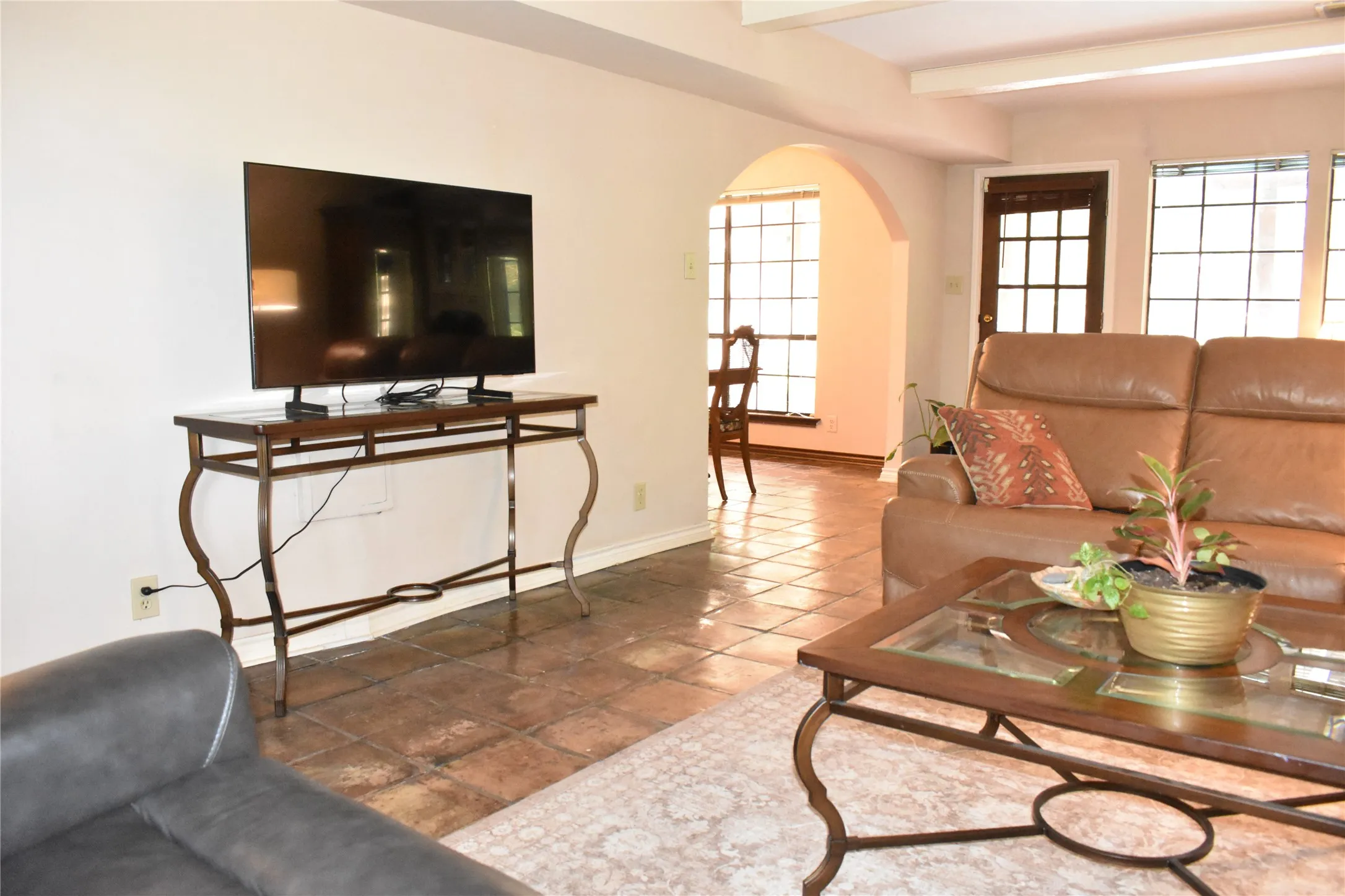 Single Family Residence For Sale in Collin County , 3003 Creekbend Drive, Plano, Texas 75075, 4 Bedroom, 3 Bathroom, 2 Garage spaces, 2,590 Sqft, built in 1973, mls#21397232, Real Estate Agent in Plano, Homes For Sale in Collin county, Homes For Sale in Plano, Realtor in Plano Texas, Real Estate Brokerage Independent Realty Texas, Luminita Cordes Realtor