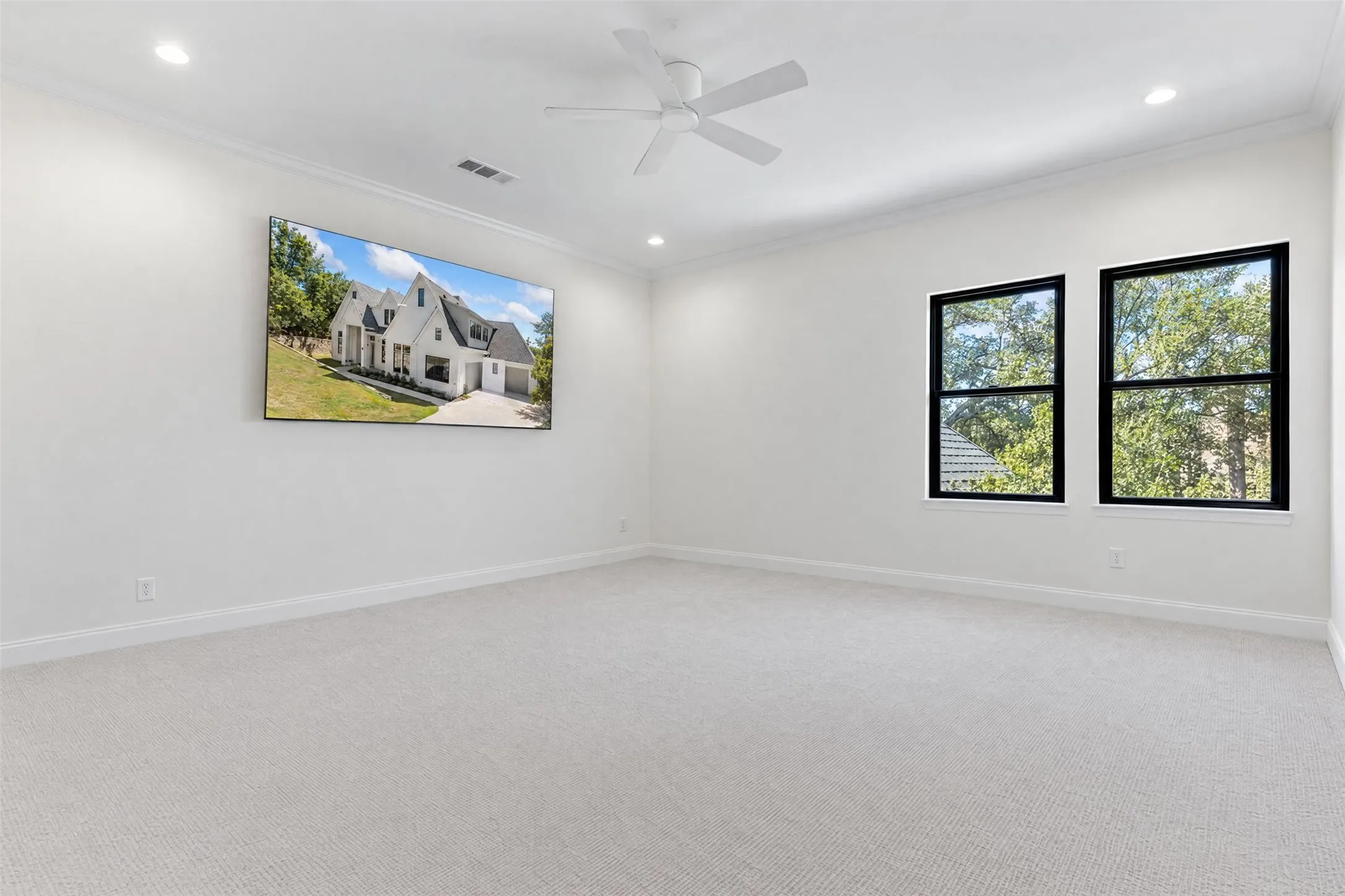Upstairs Media/Game Room (virtually removed furnishings)