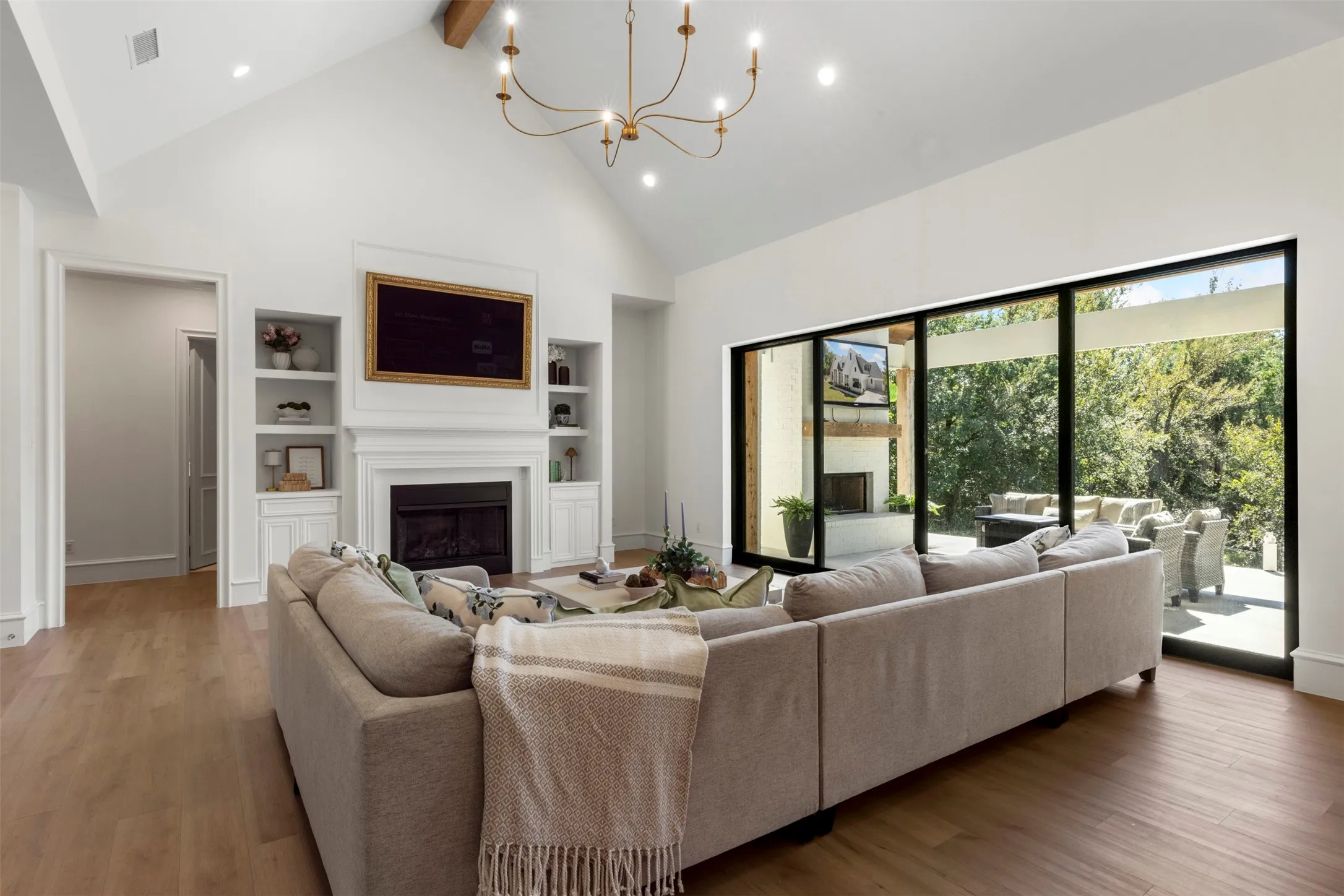 Vaulted ceiling and so much natural light