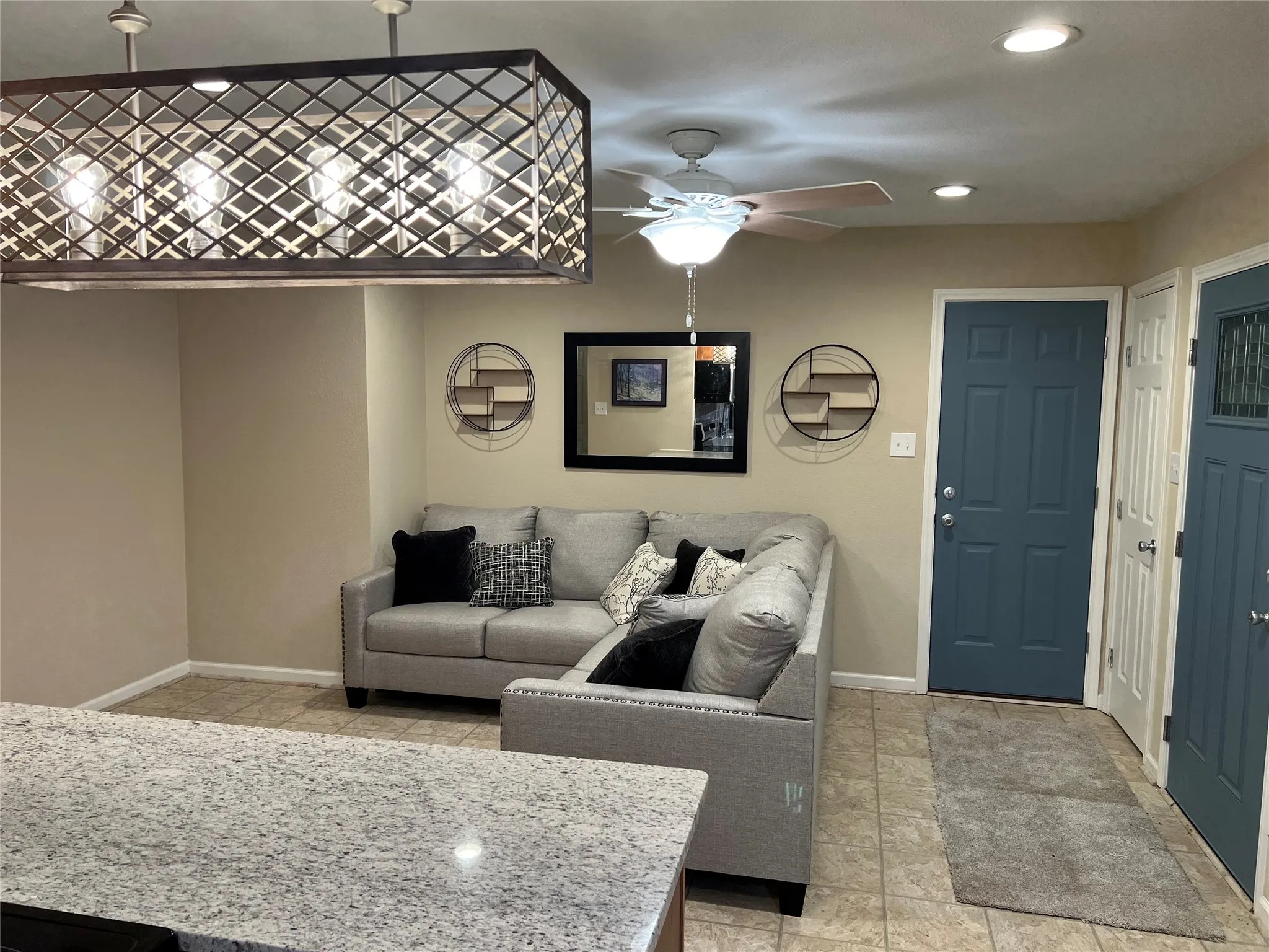 Single Family Residence For Rent in Tarrant County , 2457 Sweetwood Drive, Fort Worth, Texas 76131, 2 Bedroom, 1 Bathroom, Garage spaces, 828 Sqft, built in 1982, mls#21394403, Real Estate Agent in Fort Worth, Homes For Rent in Tarrant county, Homes For Rent in Fort Worth, Realtor in Fort Worth Texas, Real Estate Brokerage Independent Realty Texas, Luminita Cordes Realtor