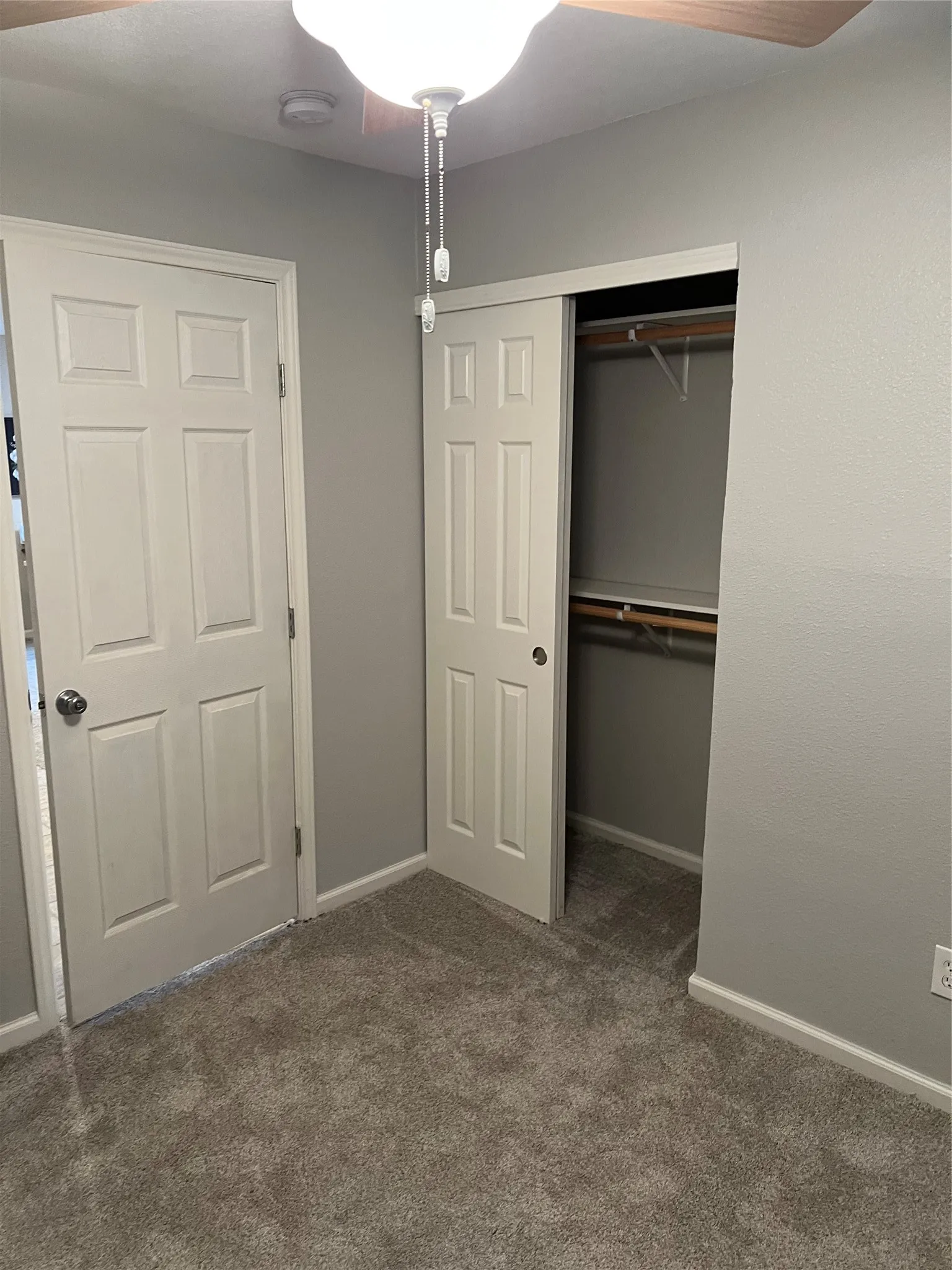 Single Family Residence For Rent in Tarrant County , 2457 Sweetwood Drive, Fort Worth, Texas 76131, 2 Bedroom, 1 Bathroom, Garage spaces, 828 Sqft, built in 1982, mls#21394403, Real Estate Agent in Fort Worth, Homes For Rent in Tarrant county, Homes For Rent in Fort Worth, Realtor in Fort Worth Texas, Real Estate Brokerage Independent Realty Texas, Luminita Cordes Realtor