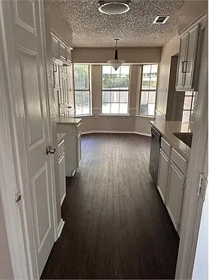 Single Family Residence For Sale in Dallas County , 520 Jean Drive, Seagoville, Texas 75159, 4 Bedroom, 2 Bathroom, Garage spaces, 1,335 Sqft, built in 1993, mls#21383626, Real Estate Agent in Seagoville, Homes For Sale in Dallas county, Homes For Sale in Seagoville, Realtor in Seagoville Texas, Real Estate Brokerage Independent Realty Texas, Luminita Cordes Realtor