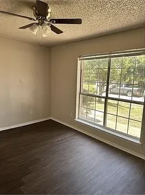 Single Family Residence For Sale in Dallas County , 520 Jean Drive, Seagoville, Texas 75159, 4 Bedroom, 2 Bathroom, Garage spaces, 1,335 Sqft, built in 1993, mls#21383626, Real Estate Agent in Seagoville, Homes For Sale in Dallas county, Homes For Sale in Seagoville, Realtor in Seagoville Texas, Real Estate Brokerage Independent Realty Texas, Luminita Cordes Realtor