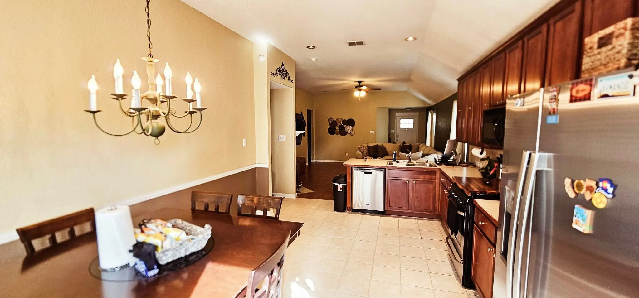 Single Family Residence For Rent in Tarrant County , 13744 Village Vista Drive, Fort Worth, Texas 76052, 3 Bedroom, 2 Bathroom, 2 Garage spaces, 1,824 Sqft, built in 2005, mls#21394496, Real Estate Agent in Fort Worth, Homes For Rent in Tarrant county, Homes For Rent in Fort Worth, Realtor in Fort Worth Texas, Real Estate Brokerage Independent Realty Texas, Luminita Cordes Realtor
