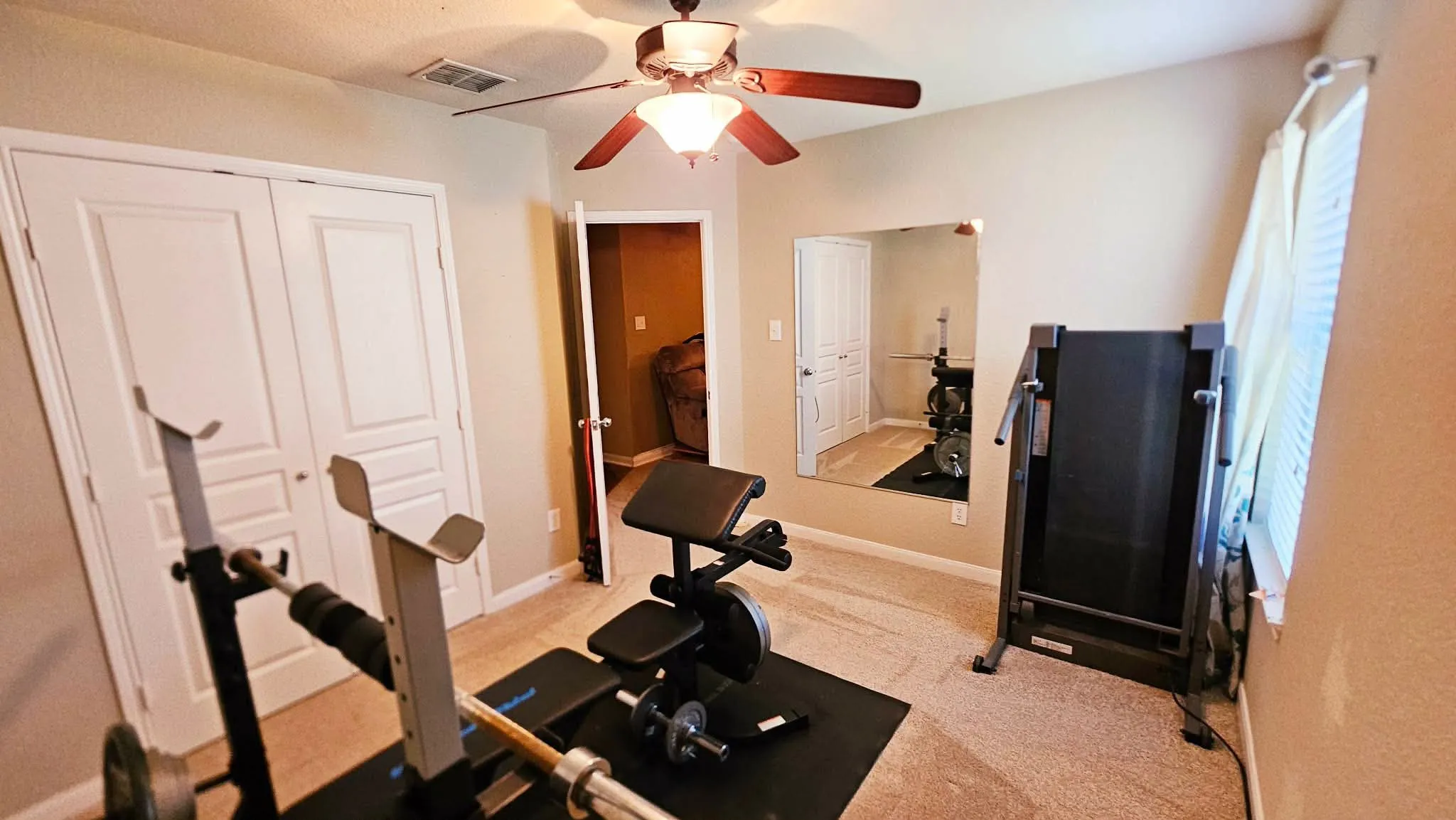 Single Family Residence For Rent in Tarrant County , 13744 Village Vista Drive, Fort Worth, Texas 76052, 3 Bedroom, 2 Bathroom, 2 Garage spaces, 1,824 Sqft, built in 2005, mls#21394496, Real Estate Agent in Fort Worth, Homes For Rent in Tarrant county, Homes For Rent in Fort Worth, Realtor in Fort Worth Texas, Real Estate Brokerage Independent Realty Texas, Luminita Cordes Realtor
