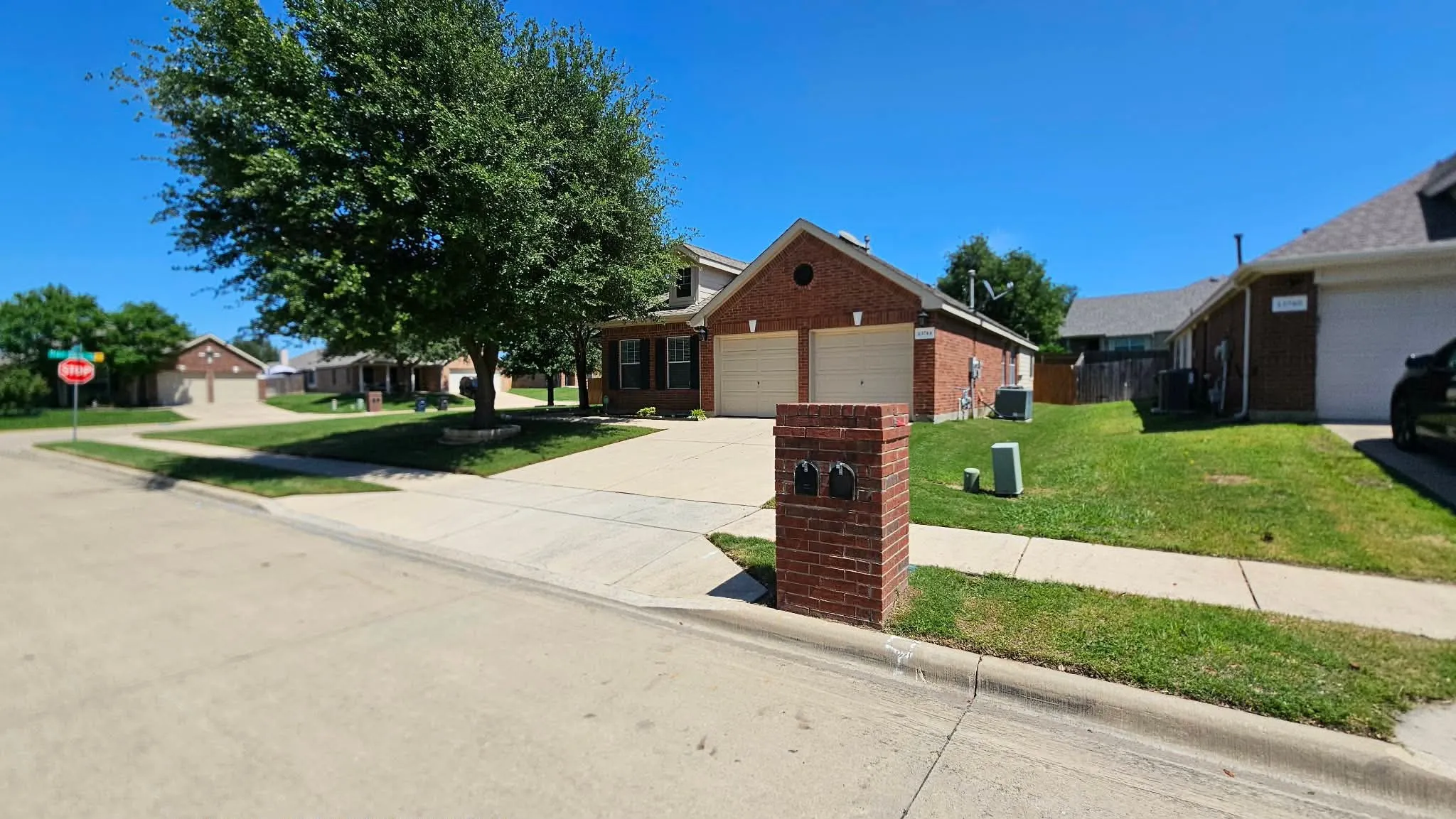 Single Family Residence For Rent