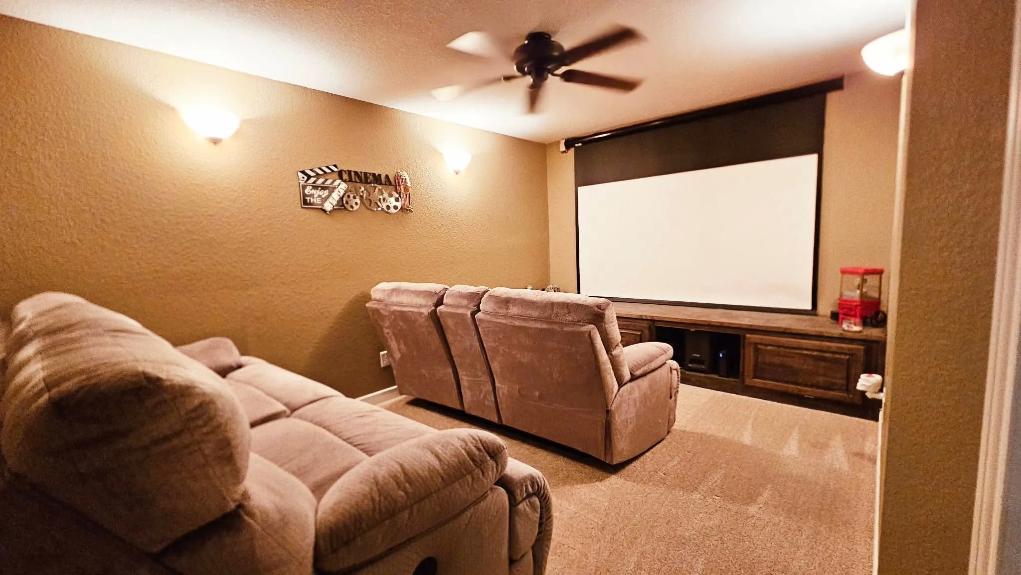 Single Family Residence For Rent in Tarrant County , 13744 Village Vista Drive, Fort Worth, Texas 76052, 3 Bedroom, 2 Bathroom, 2 Garage spaces, 1,824 Sqft, built in 2005, mls#21394496, Real Estate Agent in Fort Worth, Homes For Rent in Tarrant county, Homes For Rent in Fort Worth, Realtor in Fort Worth Texas, Real Estate Brokerage Independent Realty Texas, Luminita Cordes Realtor