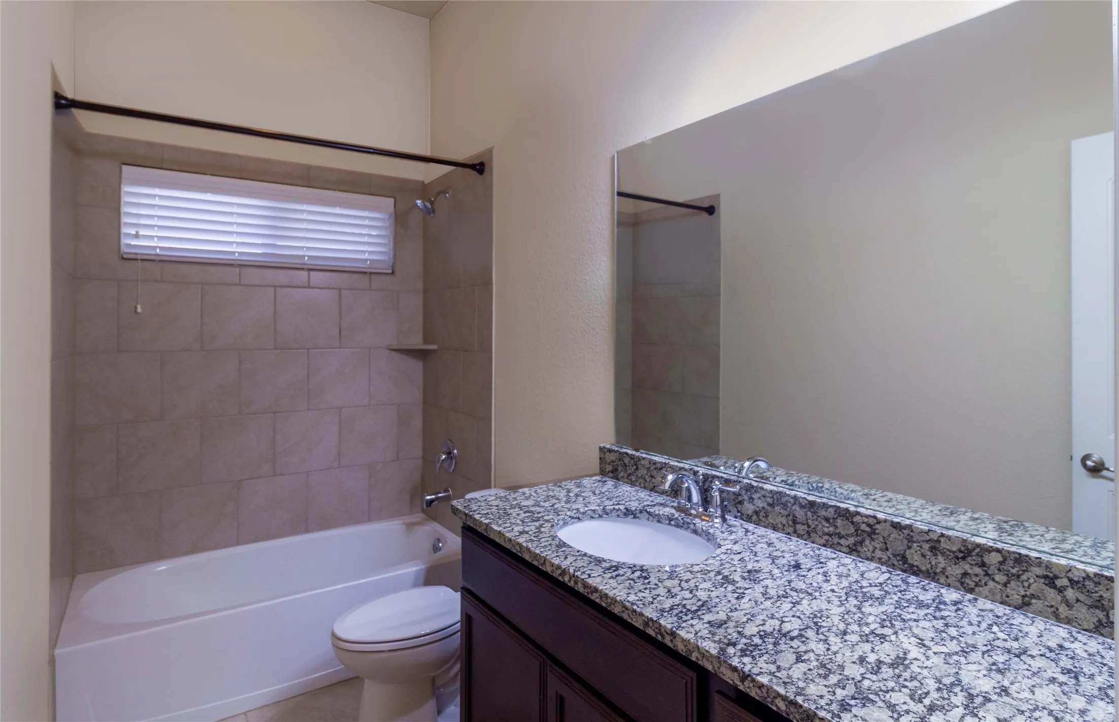 Single Family Residence For Rent in Denton County , 15613 Renshaw Way, Frisco, Texas 75036, 4 Bedroom, 2 Bathroom, 2 Garage spaces, 2,033 Sqft, built in 2017, mls#21397242, Real Estate Agent in Frisco, Homes For Rent in Denton county, Homes For Rent in Frisco, Realtor in Frisco Texas, Real Estate Brokerage Independent Realty Texas, Luminita Cordes Realtor