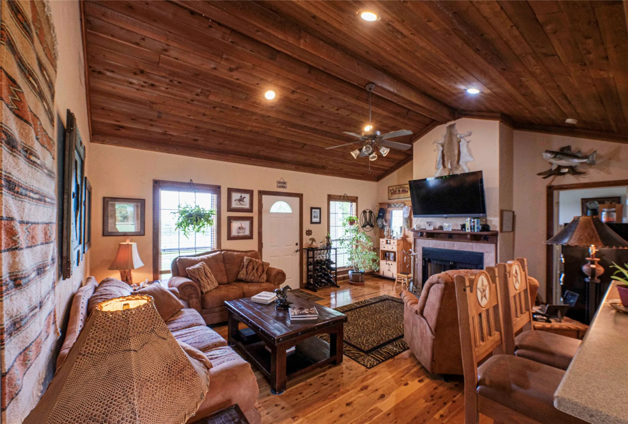 Farm For Sale in Erath County , 4536 County Road 132, Stephenville, Texas 76401, 2 Bedroom, 2 Bathroom, 2 Garage spaces, 1,056 Sqft, built in 2002, mls#21396623, Real Estate Agent in Stephenville, Homes For Sale in Erath county, Homes For Sale in Stephenville, Realtor in Stephenville Texas, Real Estate Brokerage Independent Realty Texas, Luminita Cordes Realtor