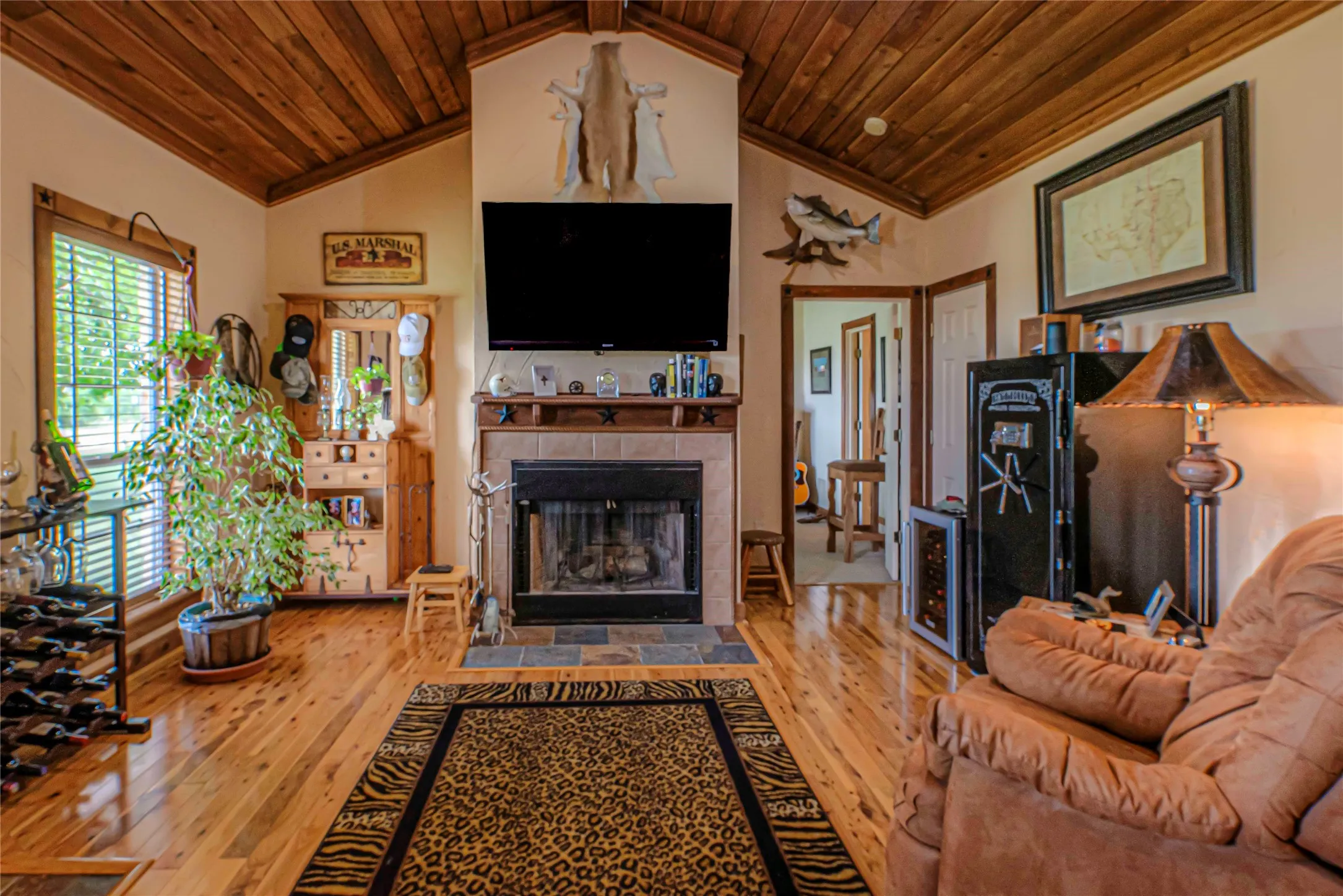 Farm For Sale in Erath County , 4536 County Road 132, Stephenville, Texas 76401, 2 Bedroom, 2 Bathroom, 2 Garage spaces, 1,056 Sqft, built in 2002, mls#21396623, Real Estate Agent in Stephenville, Homes For Sale in Erath county, Homes For Sale in Stephenville, Realtor in Stephenville Texas, Real Estate Brokerage Independent Realty Texas, Luminita Cordes Realtor
