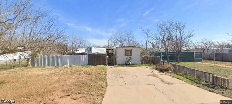 Mobile Home For Sale in Taylor County , 1201 Harmony Drive, Abilene, Texas 79603, 2 Bedroom, 1 Bathroom, Garage spaces, 1,000 Sqft, built in 1965, mls#21397112, Real Estate Agent in Abilene, Homes For Sale in Taylor county, Homes For Sale in Abilene, Realtor in Abilene Texas, Real Estate Brokerage Independent Realty Texas, Luminita Cordes Realtor
