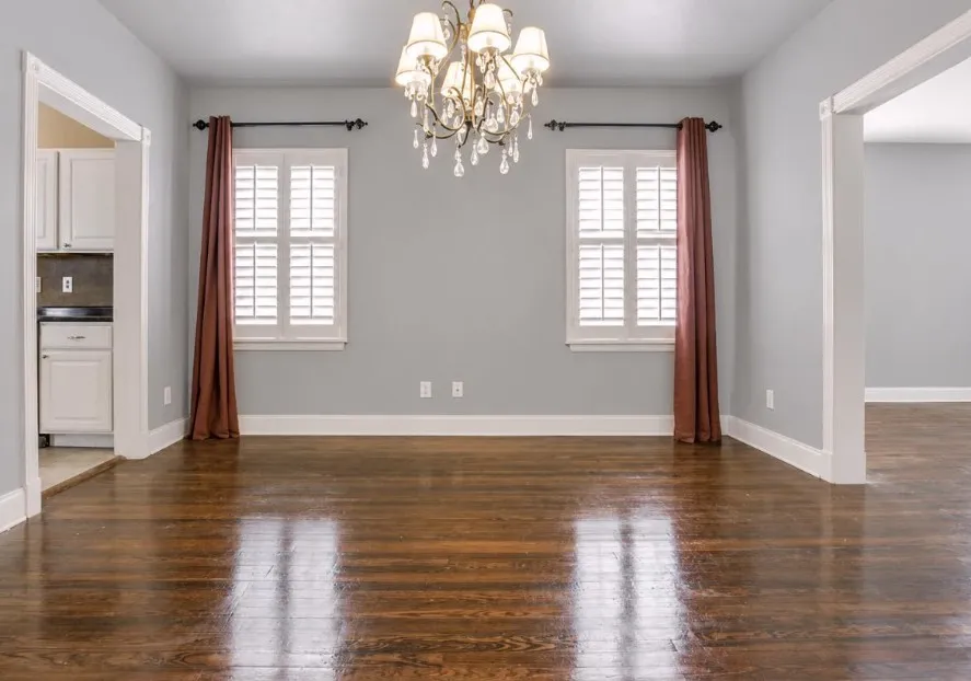Single Family Residence For Rent in Dallas County , 5818 Richmond Avenue, Dallas, Texas 75206, 4 Bedroom, 2 Bathroom, 2 Garage spaces, 1,606 Sqft, built in 1926, mls#21393384, Real Estate Agent in Dallas, Homes For Rent in Dallas county, Homes For Rent in Dallas, Realtor in Dallas Texas, Real Estate Brokerage Independent Realty Texas, Luminita Cordes Realtor