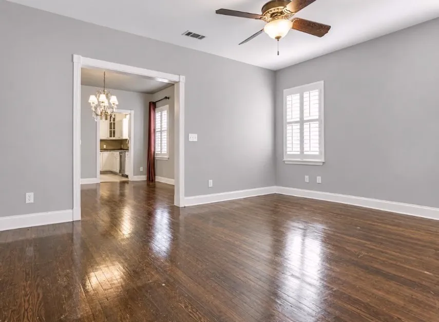 Single Family Residence For Rent in Dallas County , 5818 Richmond Avenue, Dallas, Texas 75206, 4 Bedroom, 2 Bathroom, 2 Garage spaces, 1,606 Sqft, built in 1926, mls#21393384, Real Estate Agent in Dallas, Homes For Rent in Dallas county, Homes For Rent in Dallas, Realtor in Dallas Texas, Real Estate Brokerage Independent Realty Texas, Luminita Cordes Realtor