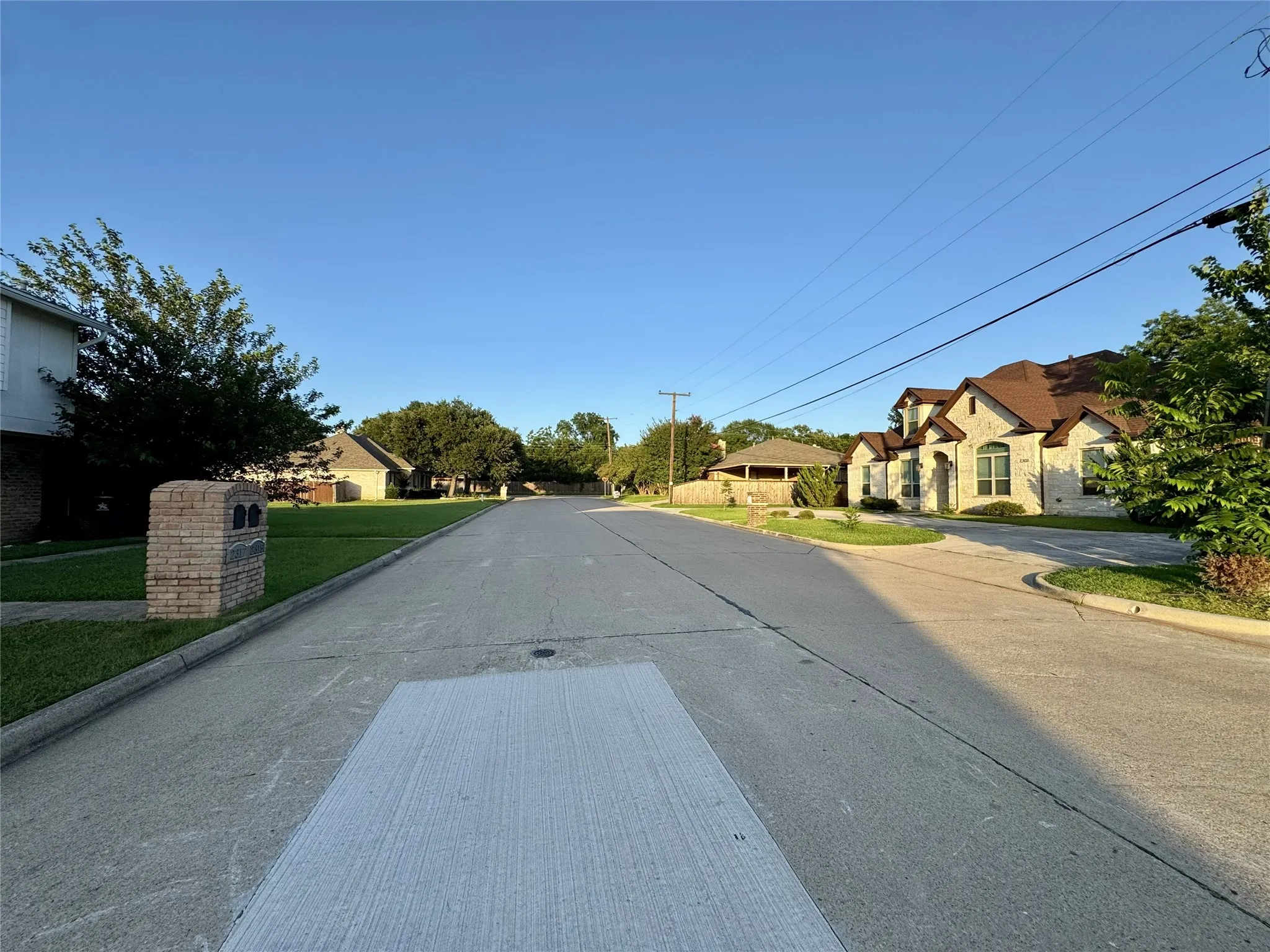 Unimproved Land For Sale in Tarrant County , 2303 Cales Drive, Arlington, Texas 76013, 0, 0, Garage spaces, 0 Sqft, built in 0, mls#21387200, Real Estate Agent in Arlington, Homes For Sale in Tarrant county, Homes For Sale in Arlington, Realtor in Arlington Texas, Real Estate Brokerage Independent Realty Texas, Luminita Cordes Realtor