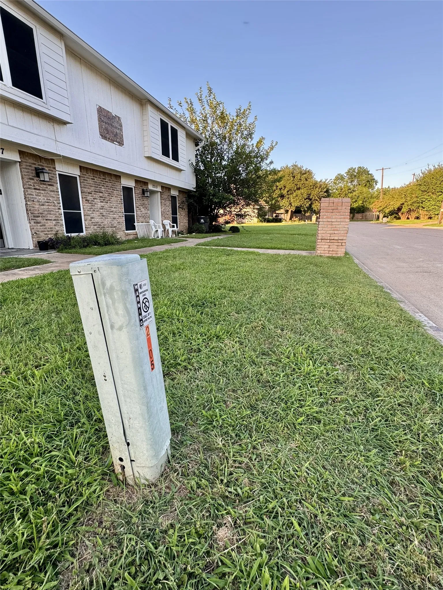 Unimproved Land For Sale in Tarrant County , 2303 Cales Drive, Arlington, Texas 76013, 0, 0, Garage spaces, 0 Sqft, built in 0, mls#21387200, Real Estate Agent in Arlington, Homes For Sale in Tarrant county, Homes For Sale in Arlington, Realtor in Arlington Texas, Real Estate Brokerage Independent Realty Texas, Luminita Cordes Realtor