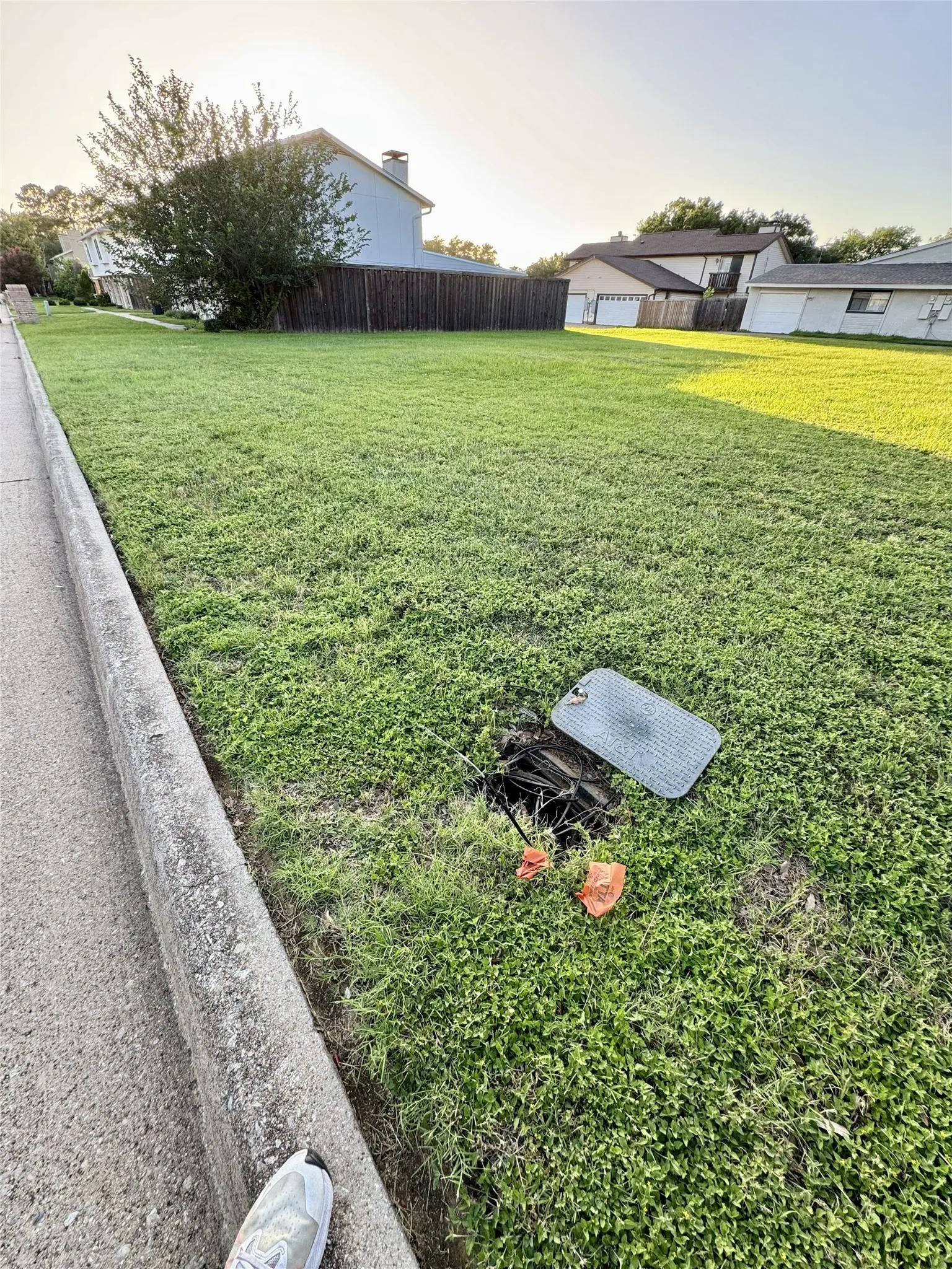 Unimproved Land For Sale in Tarrant County , 2303 Cales Drive, Arlington, Texas 76013, 0, 0, Garage spaces, 0 Sqft, built in 0, mls#21387200, Real Estate Agent in Arlington, Homes For Sale in Tarrant county, Homes For Sale in Arlington, Realtor in Arlington Texas, Real Estate Brokerage Independent Realty Texas, Luminita Cordes Realtor