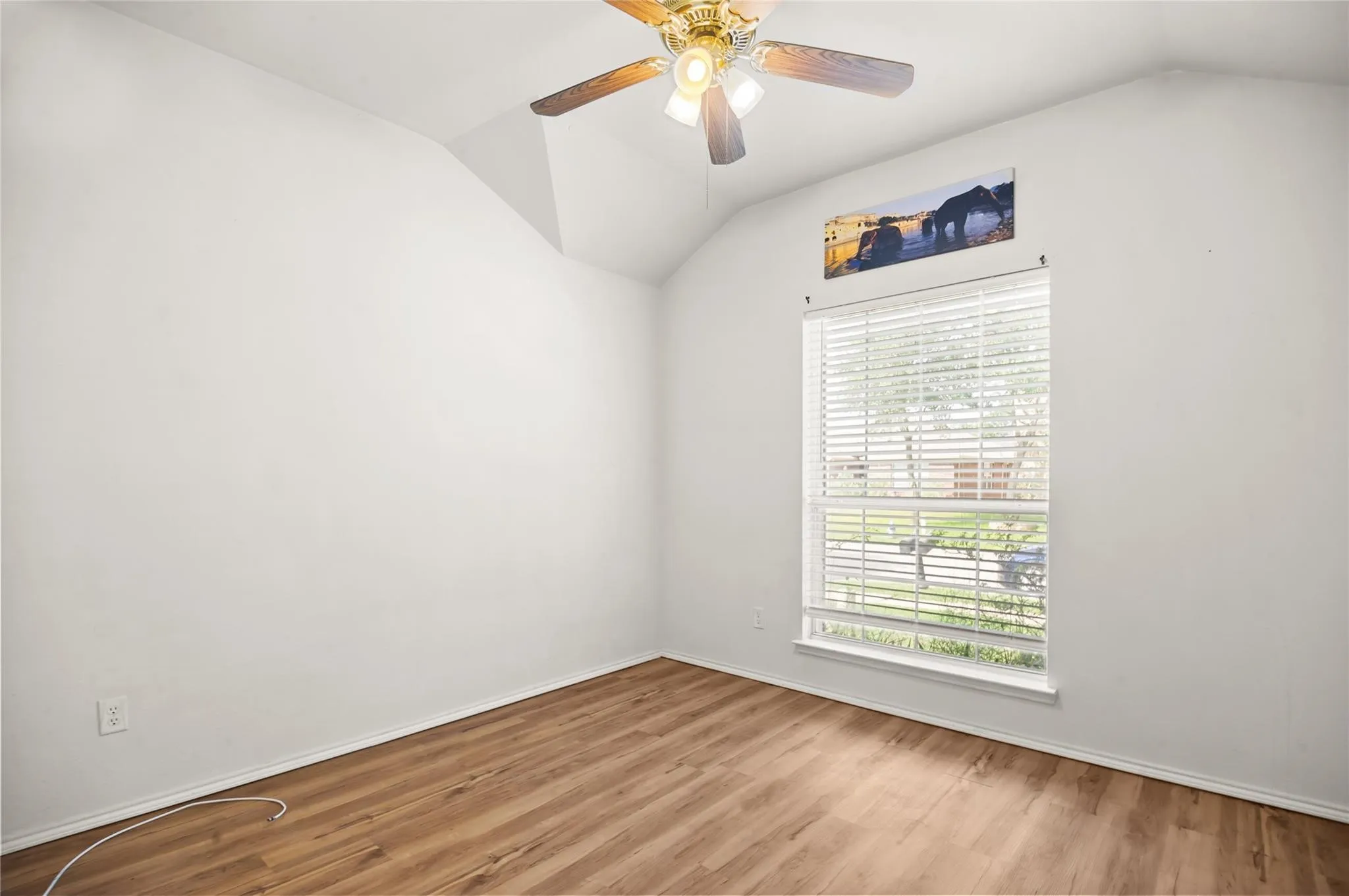 Single Family Residence For Rent in Collin County , 3041 Winding Meadow Trail, Princeton, Texas 75407, 3 Bedroom, 2 Bathroom, 2 Garage spaces, 1,560 Sqft, built in 2003, mls#21397260, Real Estate Agent in Princeton, Homes For Rent in Collin county, Homes For Rent in Princeton, Realtor in Princeton Texas, Real Estate Brokerage Independent Realty Texas, Luminita Cordes Realtor