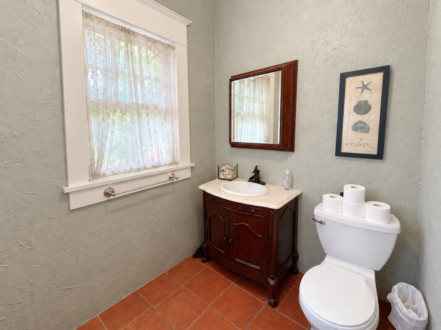 Single Family Residence For Sale in Tarrant County , 2221 Park Place Avenue, Fort Worth, Texas 76110, 4 Bedroom, 2 Bathroom, Garage spaces, 2,530 Sqft, built in 1928, mls#21397248, Real Estate Agent in Fort Worth, Homes For Sale in Tarrant county, Homes For Sale in Fort Worth, Realtor in Fort Worth Texas, Real Estate Brokerage Independent Realty Texas, Luminita Cordes Realtor