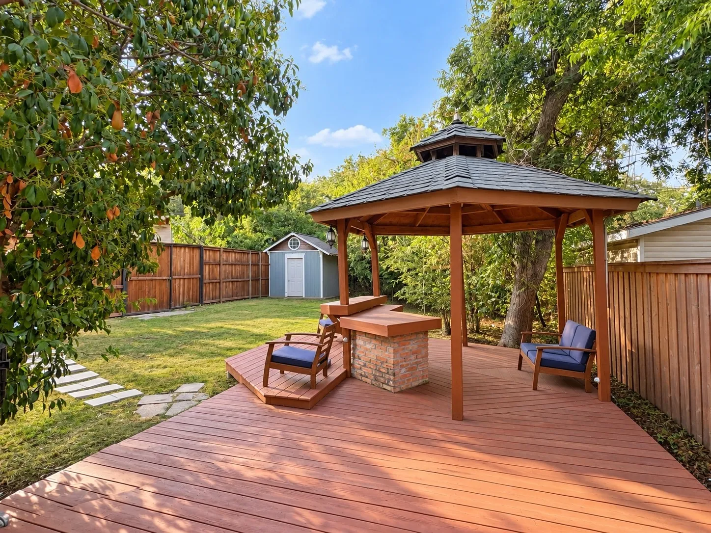 Single Family Residence For Sale in Tarrant County , 2221 Park Place Avenue, Fort Worth, Texas 76110, 4 Bedroom, 2 Bathroom, Garage spaces, 2,530 Sqft, built in 1928, mls#21397248, Real Estate Agent in Fort Worth, Homes For Sale in Tarrant county, Homes For Sale in Fort Worth, Realtor in Fort Worth Texas, Real Estate Brokerage Independent Realty Texas, Luminita Cordes Realtor