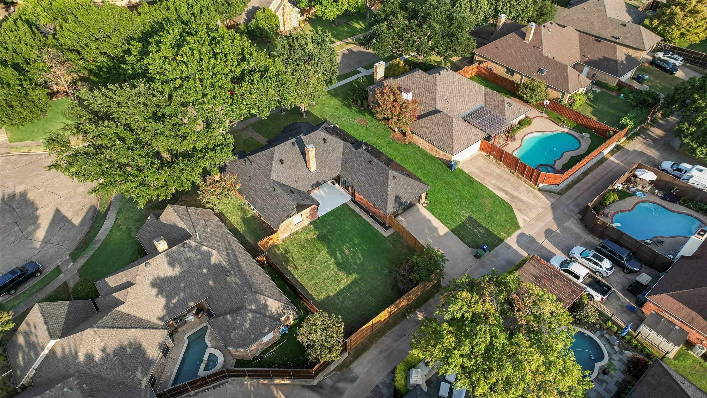 Single Family Residence For Sale in Dallas County , 6313 Chelsea Way, Garland, Texas 75044, 3 Bedroom, 3 Bathroom, 2 Garage spaces, 2,499 Sqft, built in 1985, mls#21397004, Real Estate Agent in Garland, Homes For Sale in Dallas county, Homes For Sale in Garland, Realtor in Garland Texas, Real Estate Brokerage Independent Realty Texas, Luminita Cordes Realtor