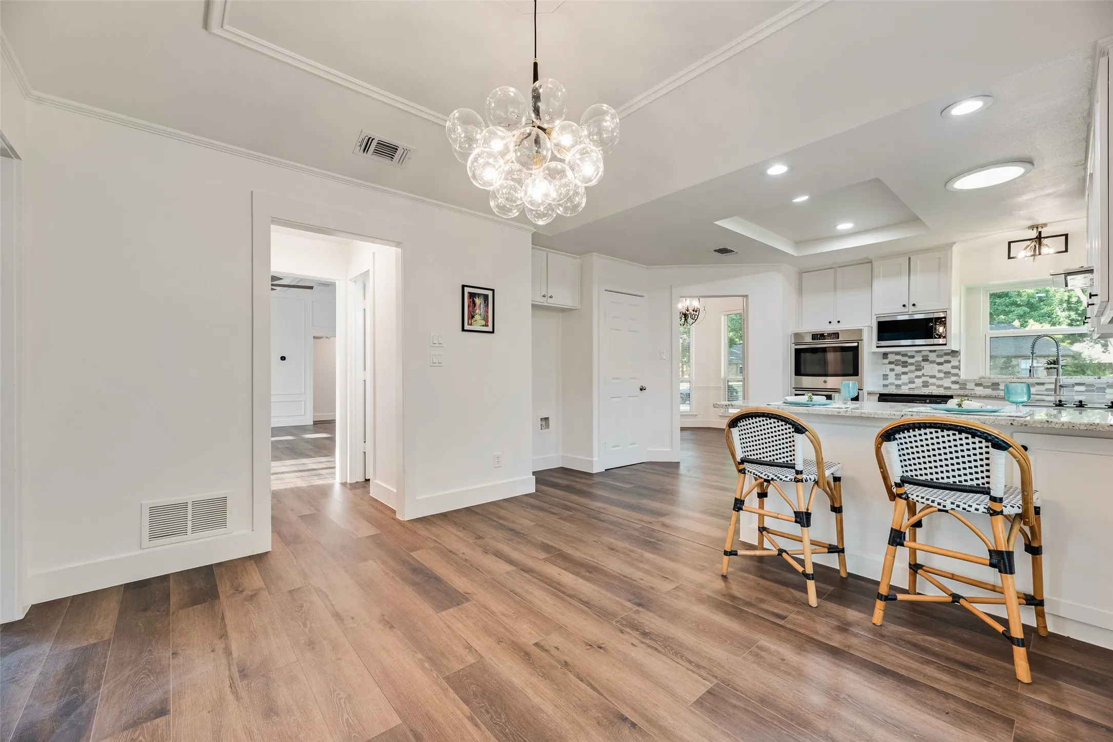 Single Family Residence For Sale in Dallas County , 6313 Chelsea Way, Garland, Texas 75044, 3 Bedroom, 3 Bathroom, 2 Garage spaces, 2,499 Sqft, built in 1985, mls#21397004, Real Estate Agent in Garland, Homes For Sale in Dallas county, Homes For Sale in Garland, Realtor in Garland Texas, Real Estate Brokerage Independent Realty Texas, Luminita Cordes Realtor