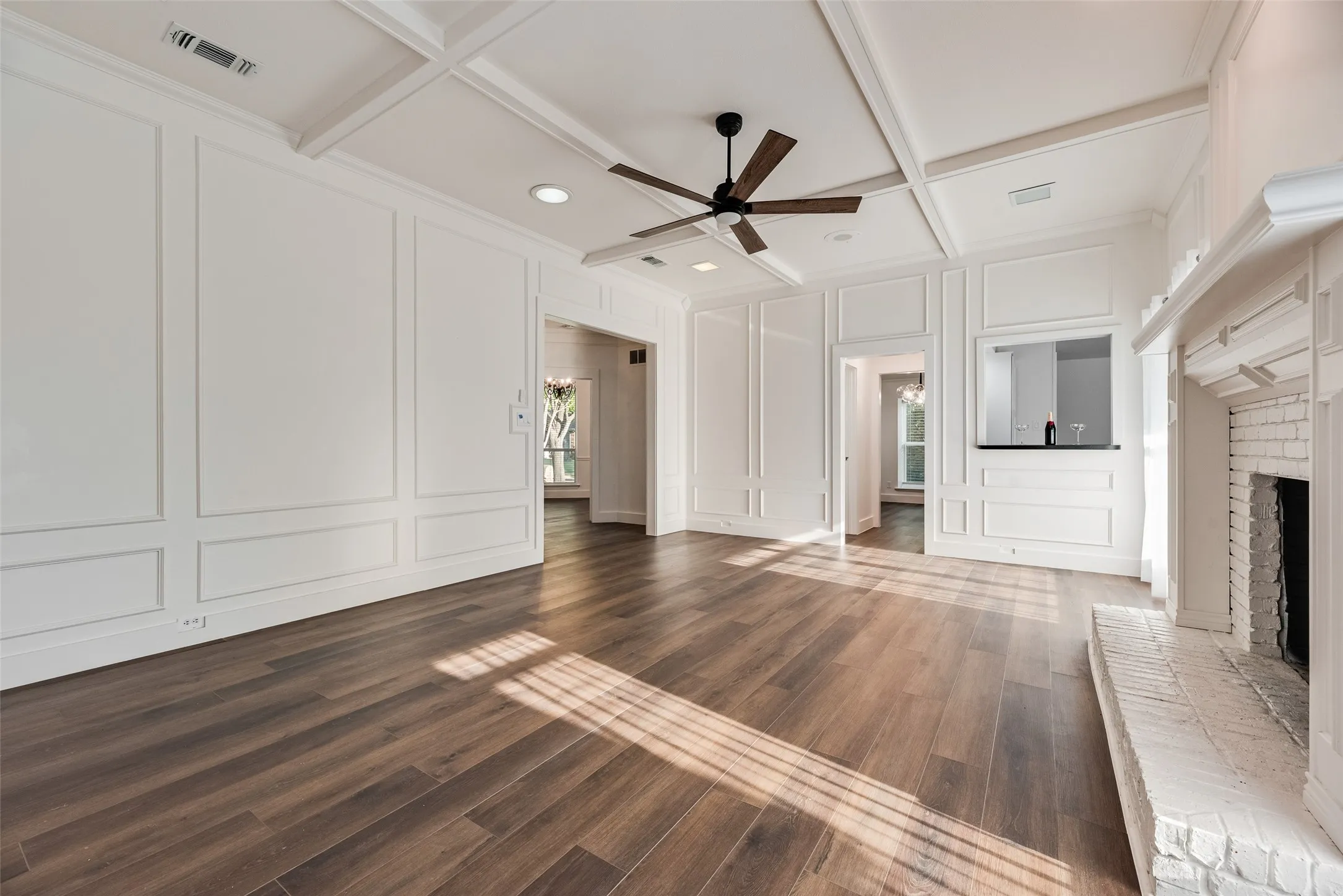 Single Family Residence For Sale in Dallas County , 6313 Chelsea Way, Garland, Texas 75044, 3 Bedroom, 3 Bathroom, 2 Garage spaces, 2,499 Sqft, built in 1985, mls#21397004, Real Estate Agent in Garland, Homes For Sale in Dallas county, Homes For Sale in Garland, Realtor in Garland Texas, Real Estate Brokerage Independent Realty Texas, Luminita Cordes Realtor