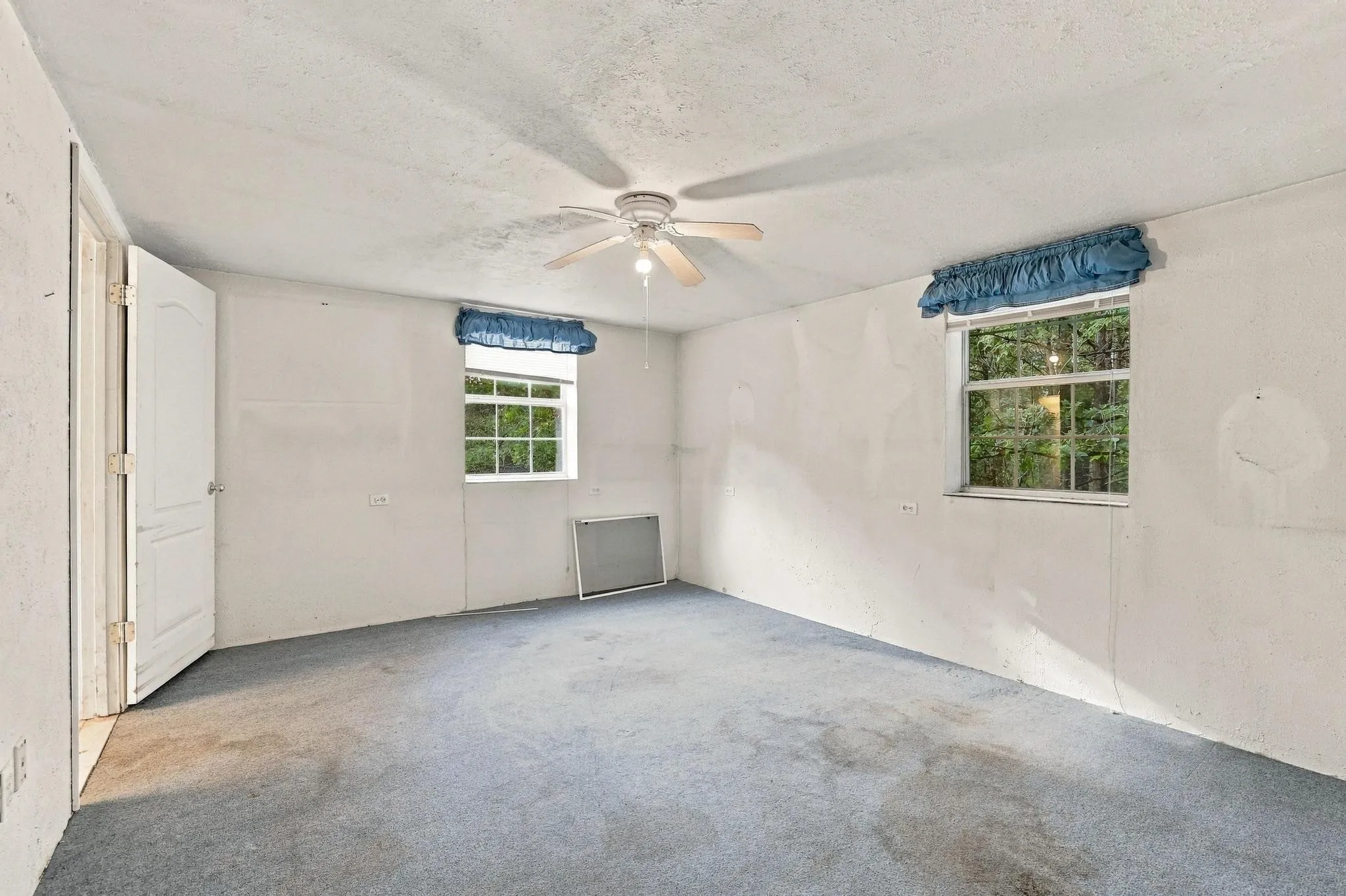 Manufactured Home For Sale in Grayson County , 455 Frys Lane 515, Pottsboro, Texas 75076, 3 Bedroom, 2 Bathroom, Garage spaces, 2,820 Sqft, built in 2010, mls#21397235, Real Estate Agent in Pottsboro, Homes For Sale in Grayson county, Homes For Sale in Pottsboro, Realtor in Pottsboro Texas, Real Estate Brokerage Independent Realty Texas, Luminita Cordes Realtor