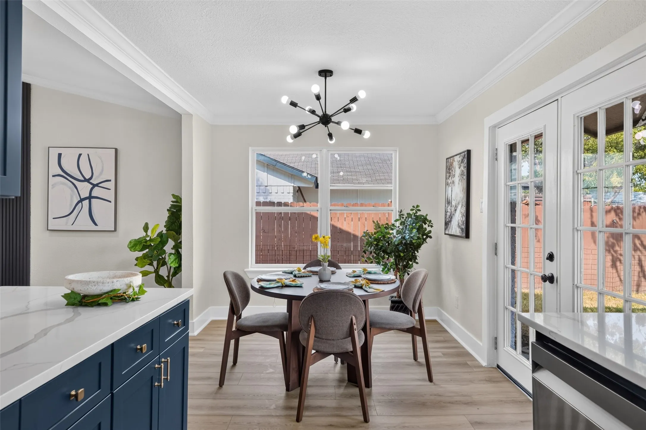 Single Family Residence For Sale in Dallas County , 1713 Baylor Drive, Richardson, Texas 75081, 3 Bedroom, 2 Bathroom, 2 Garage spaces, 1,924 Sqft, built in 1972, mls#21397266, Real Estate Agent in Richardson, Homes For Sale in Dallas county, Homes For Sale in Richardson, Realtor in Richardson Texas, Real Estate Brokerage Independent Realty Texas, Luminita Cordes Realtor