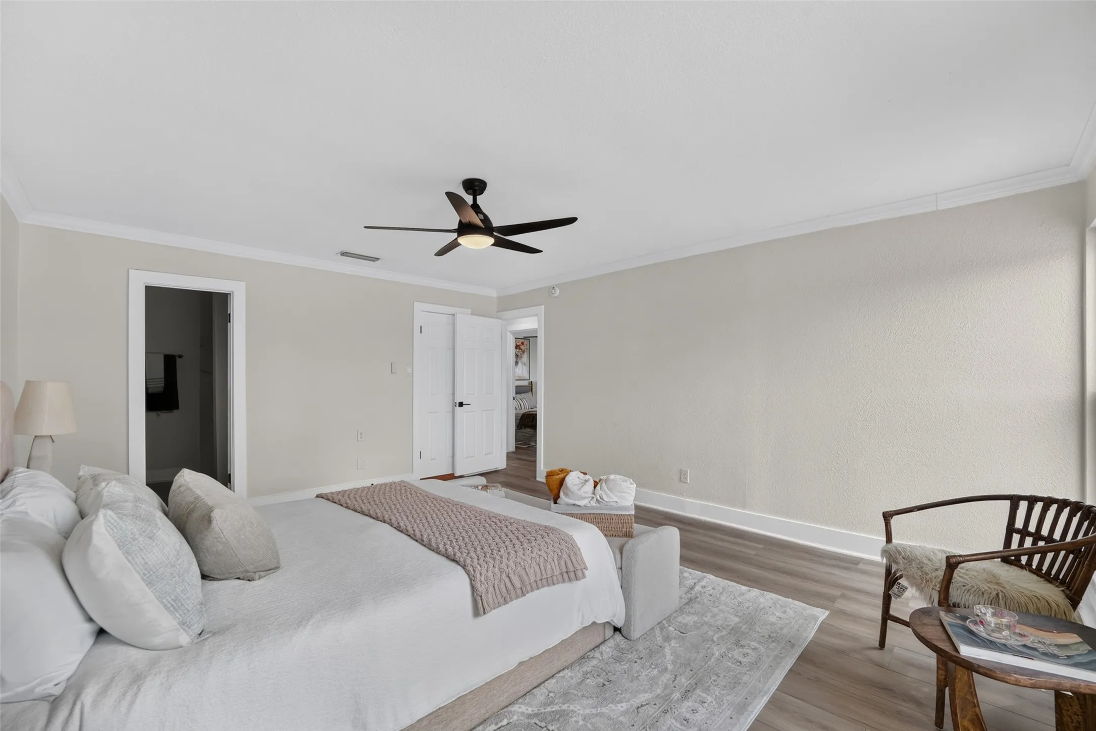Single Family Residence For Sale in Dallas County , 1713 Baylor Drive, Richardson, Texas 75081, 3 Bedroom, 2 Bathroom, 2 Garage spaces, 1,924 Sqft, built in 1972, mls#21397266, Real Estate Agent in Richardson, Homes For Sale in Dallas county, Homes For Sale in Richardson, Realtor in Richardson Texas, Real Estate Brokerage Independent Realty Texas, Luminita Cordes Realtor